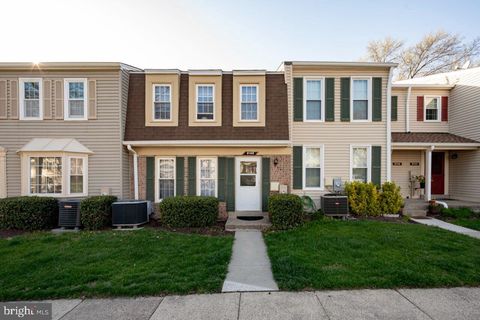 9148 BROKEN OAK PLACE 81C BURKE VA 22015