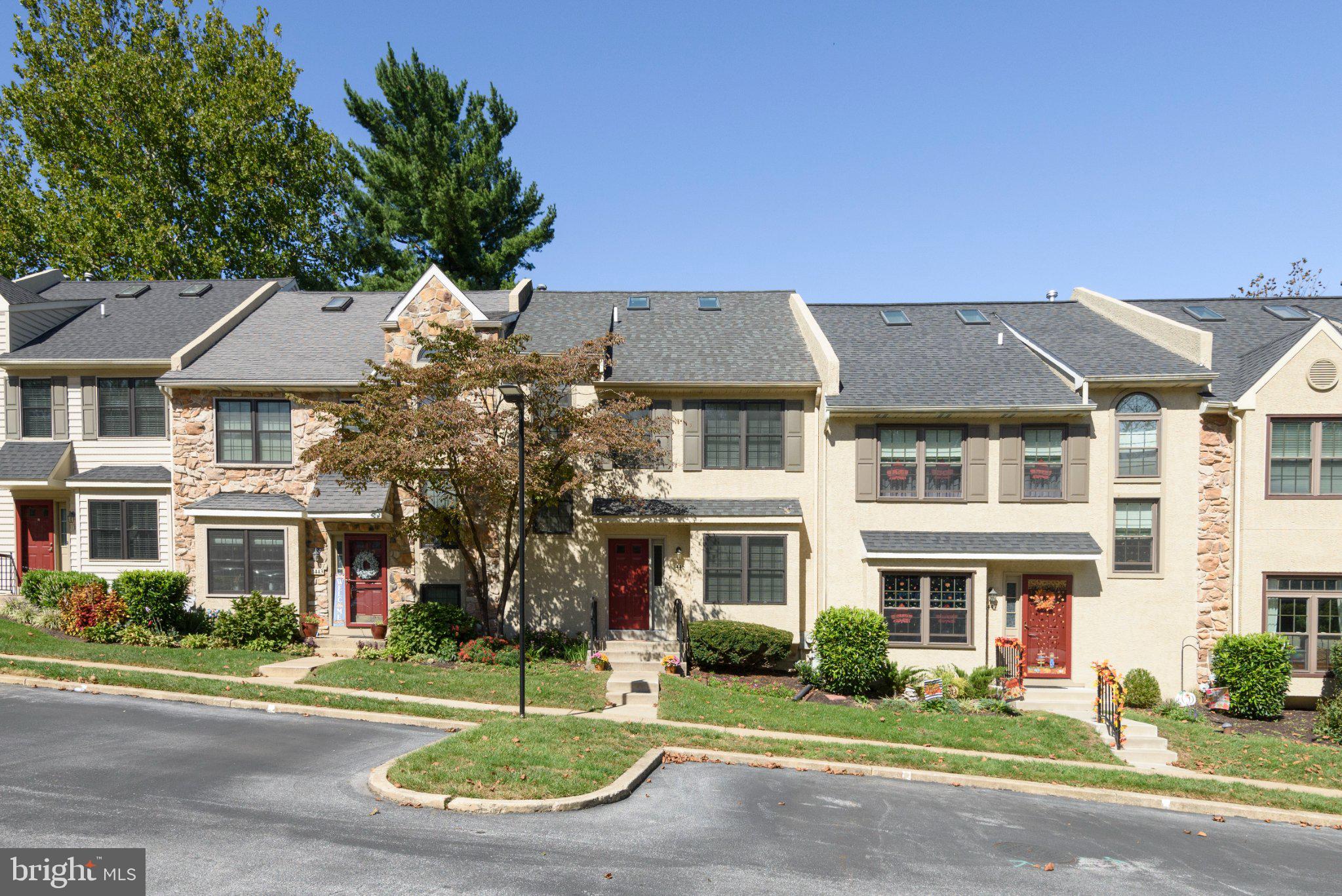 1445 ASPEN COURT