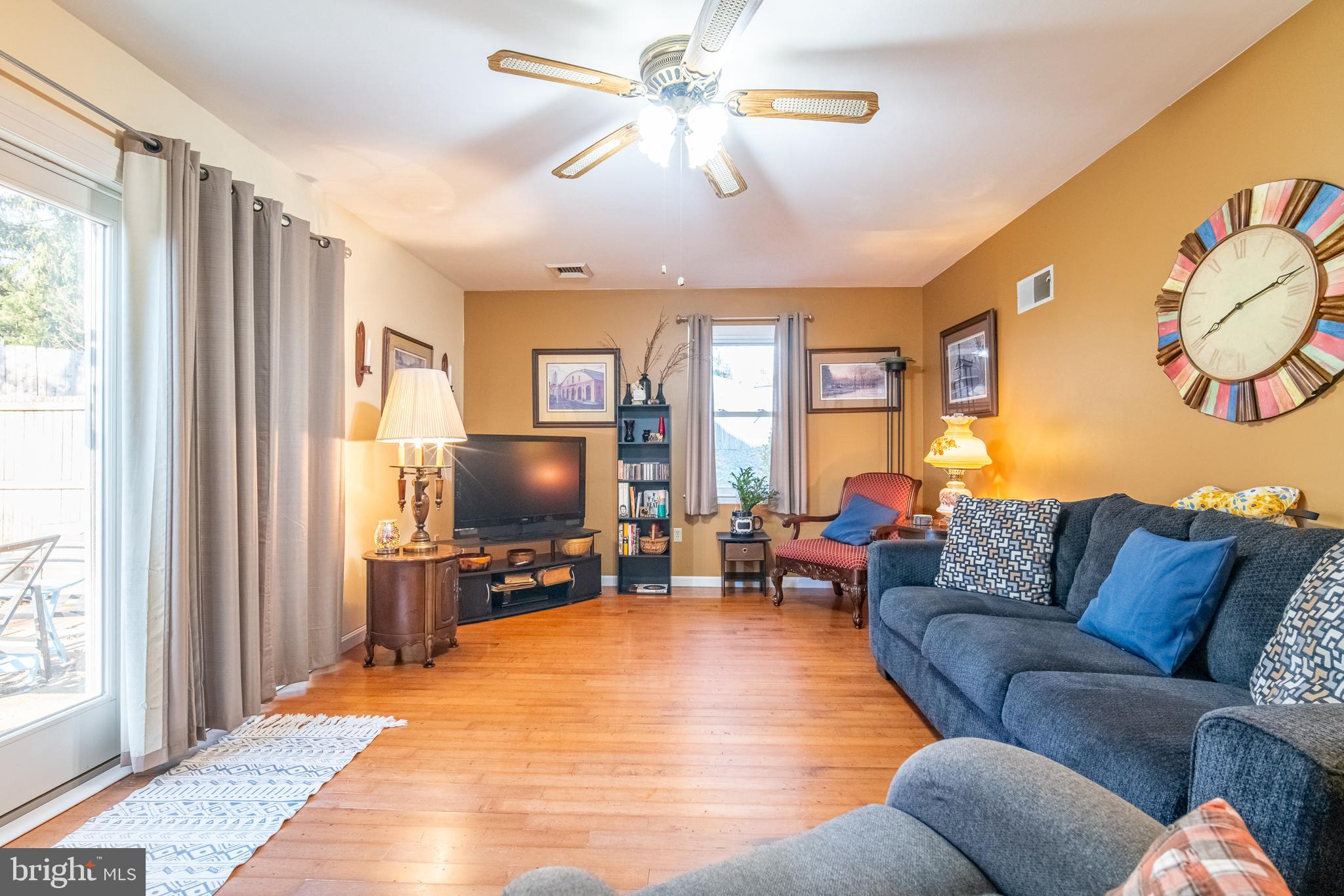 SUMMIT HILLS - Residential