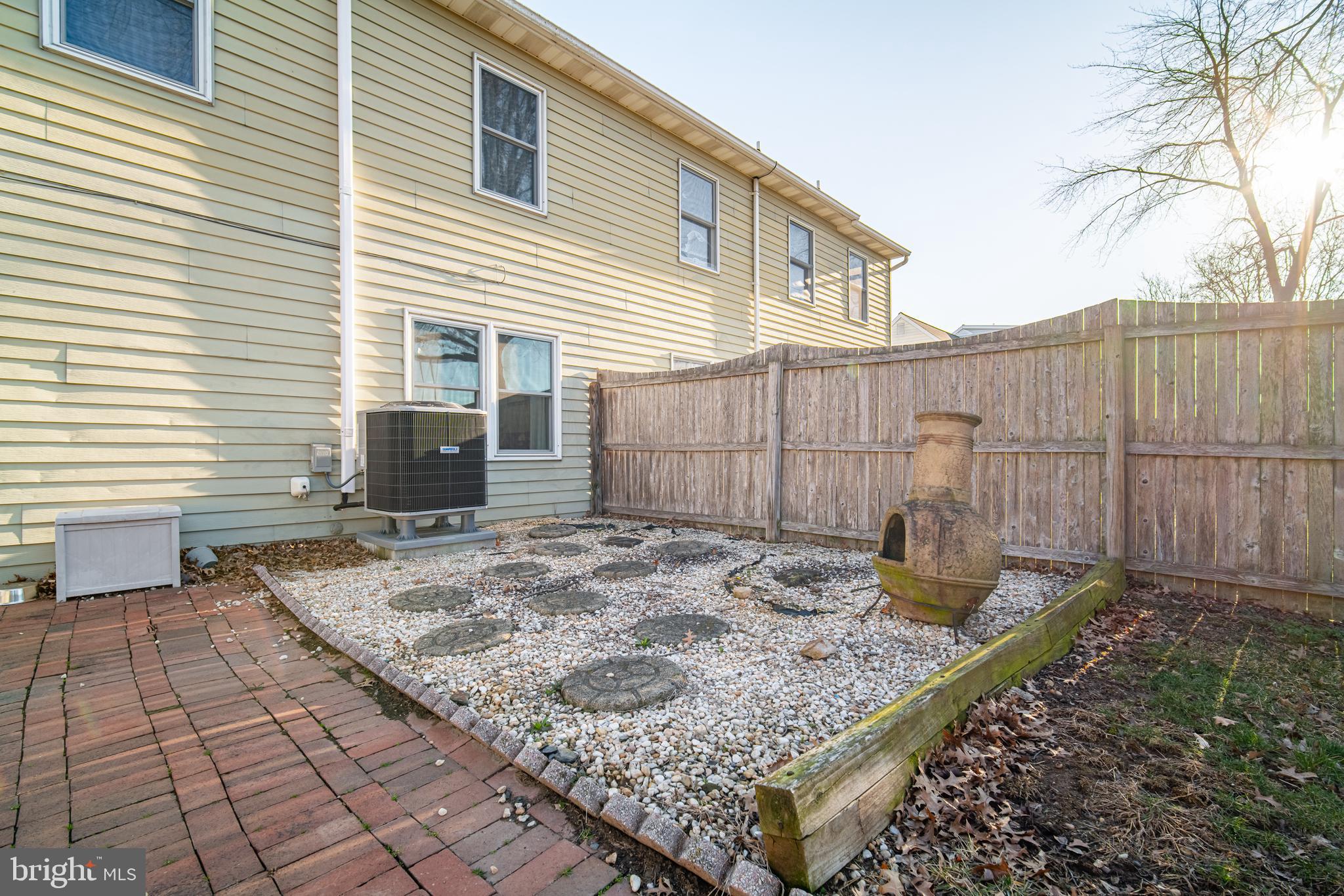 SUMMIT HILLS - Residential