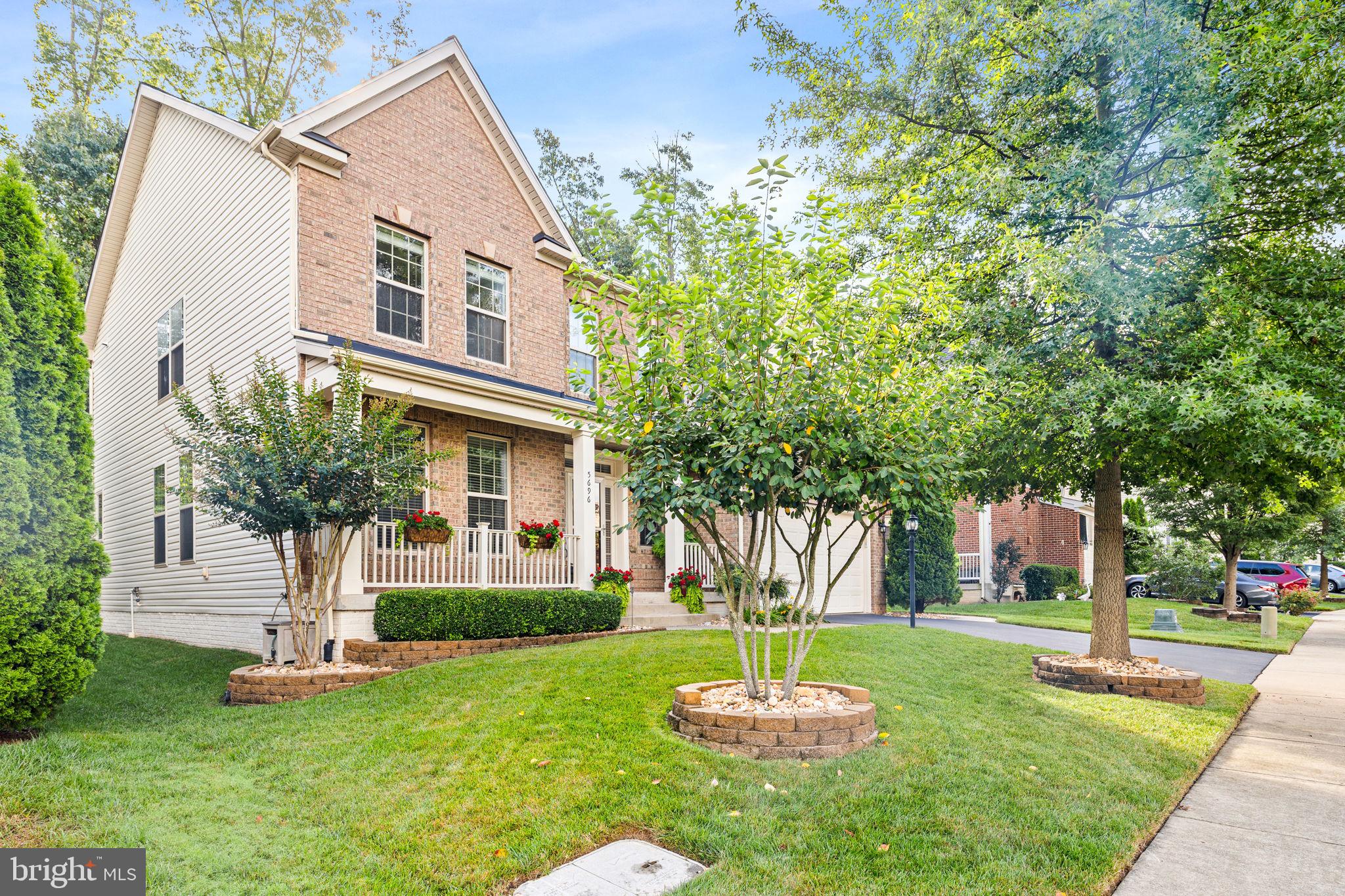 5696 LIBERTY MANOR CIRCLE