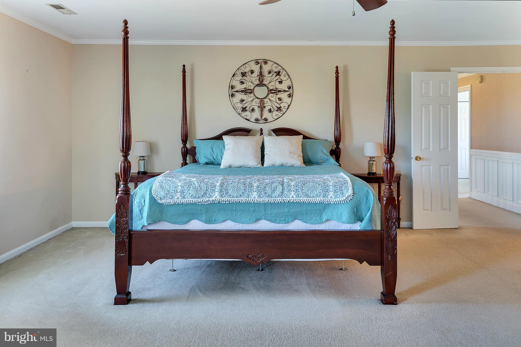 HUNTERS CROSSING - Residential