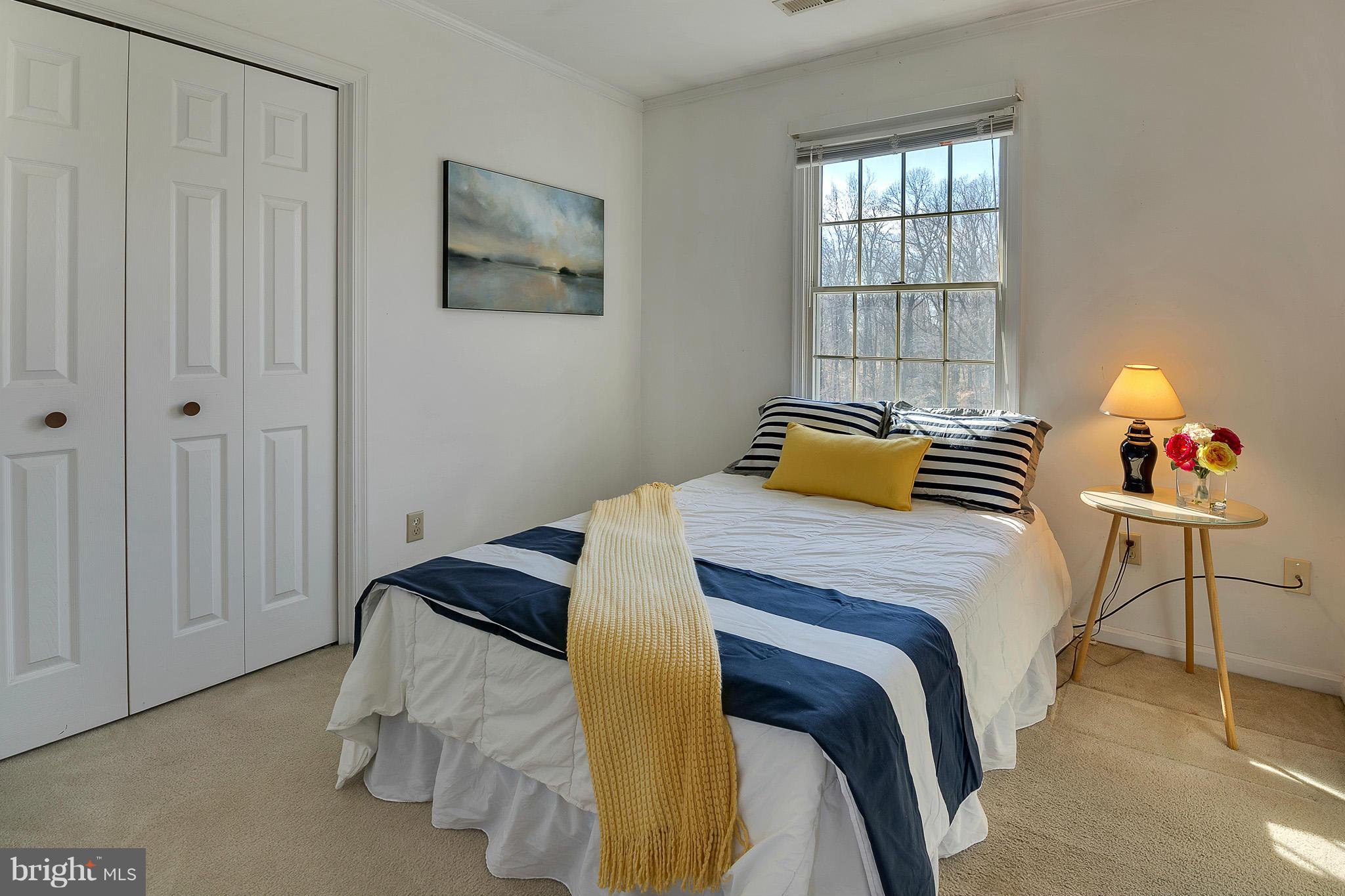 HUNTERS CROSSING - Residential