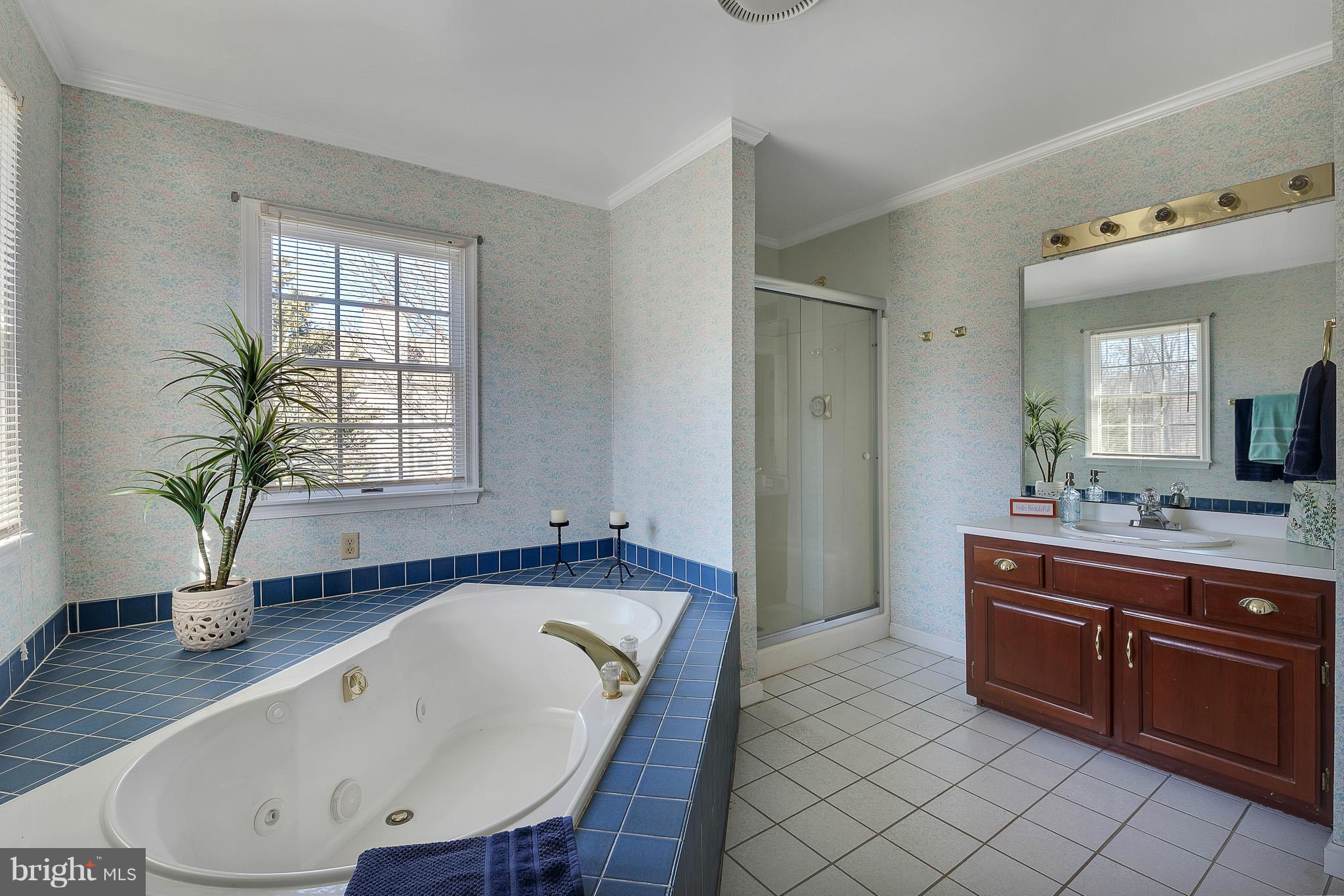 HUNTERS CROSSING - Residential