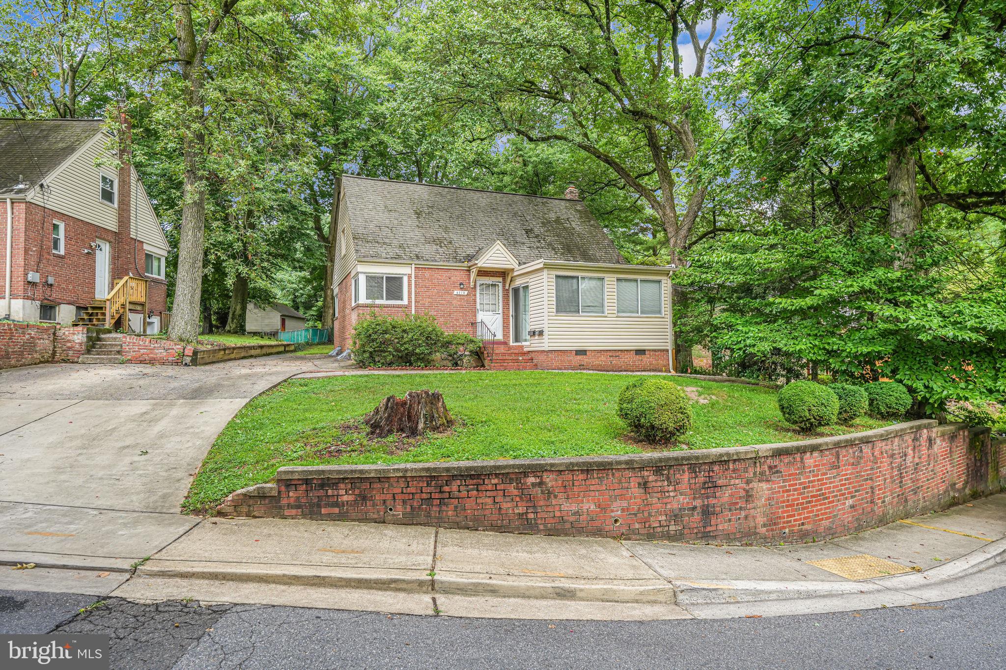 8218 ROANOKE AVENUE 1