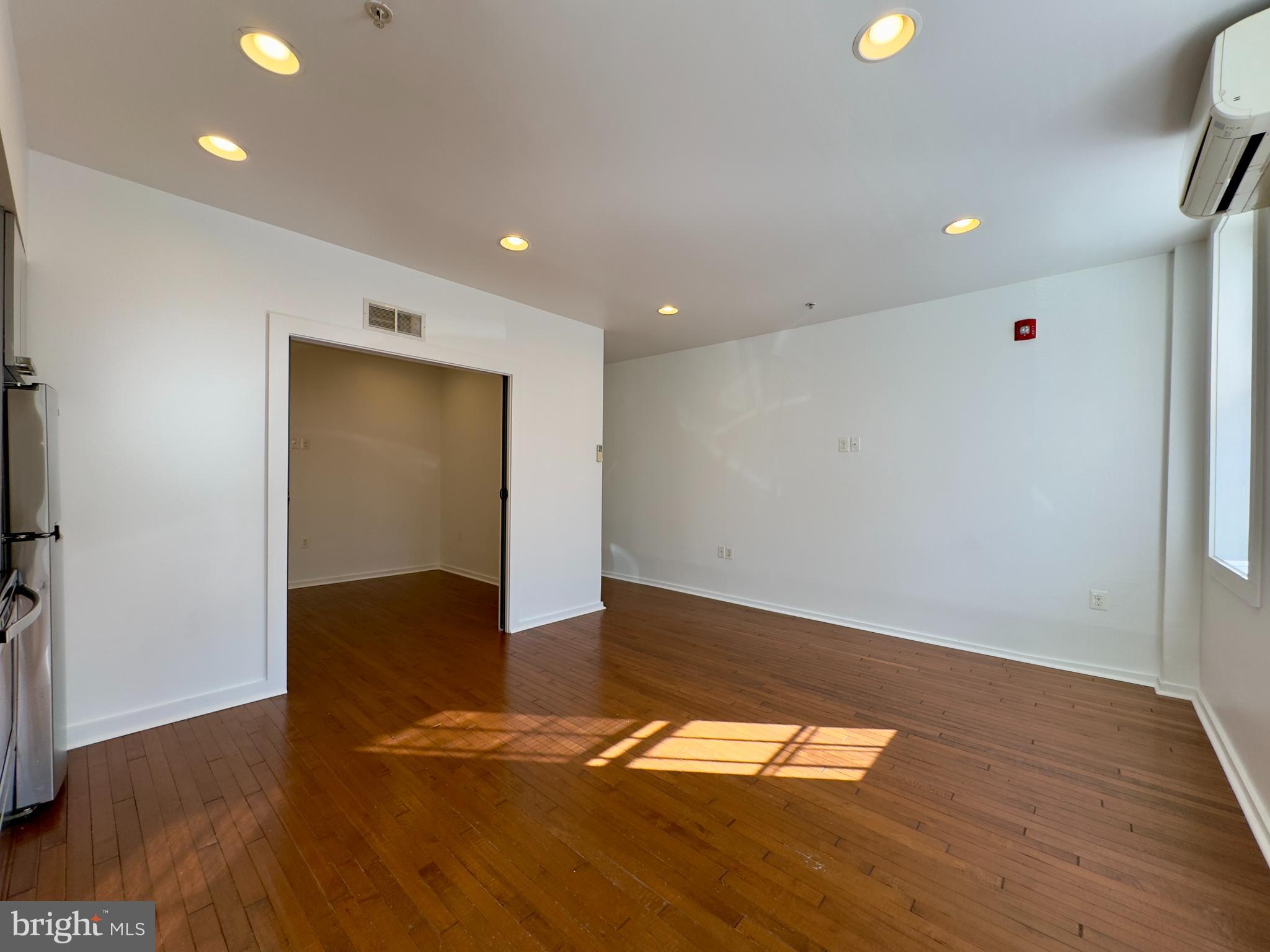 RIDGELY'S DELIGHT - Residential Lease