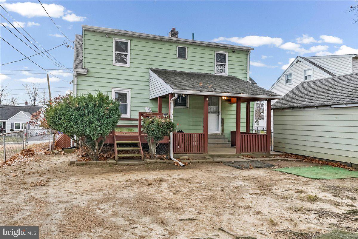 VILLAGE GREEN - Residential