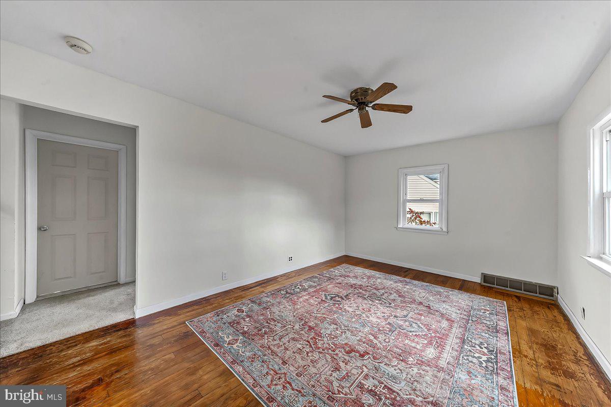 1910 DUTTON MILL ROAD