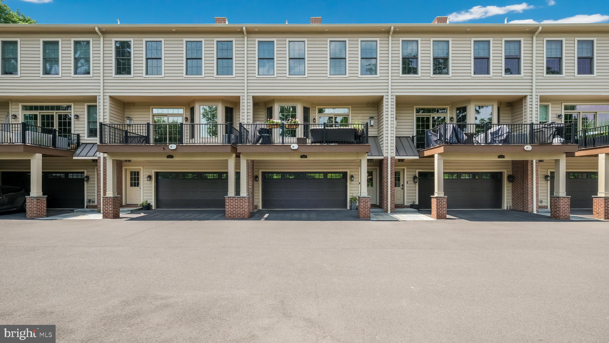 DOYLESTOWN BORO - Residential