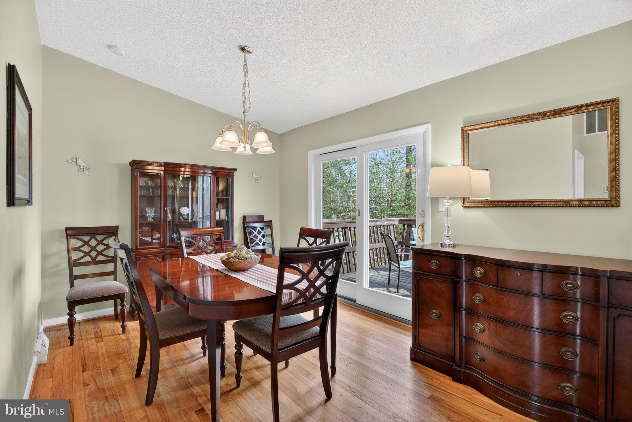 BRETON BAY ESTATES - Residential