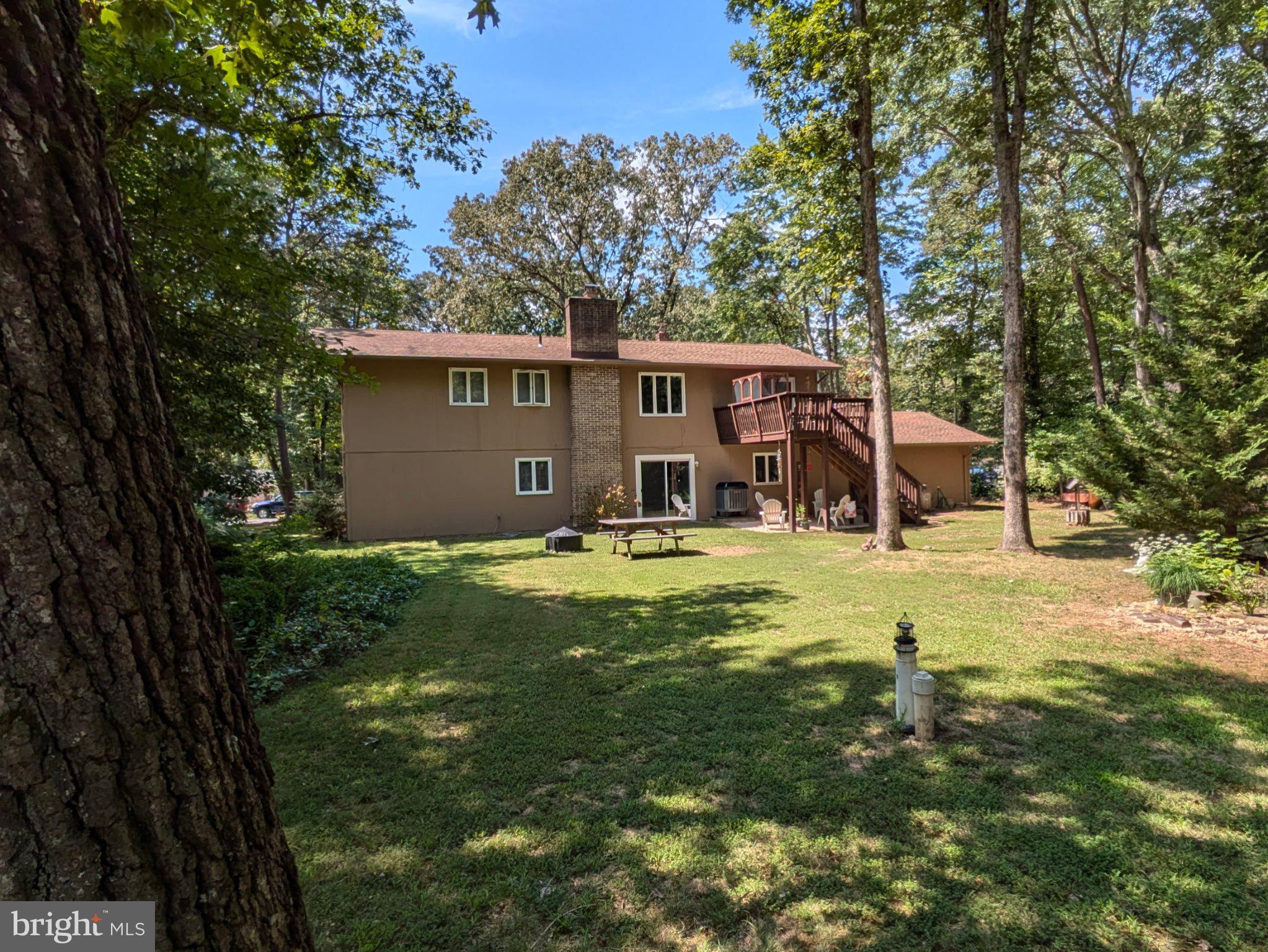 BRETON BAY ESTATES - Residential