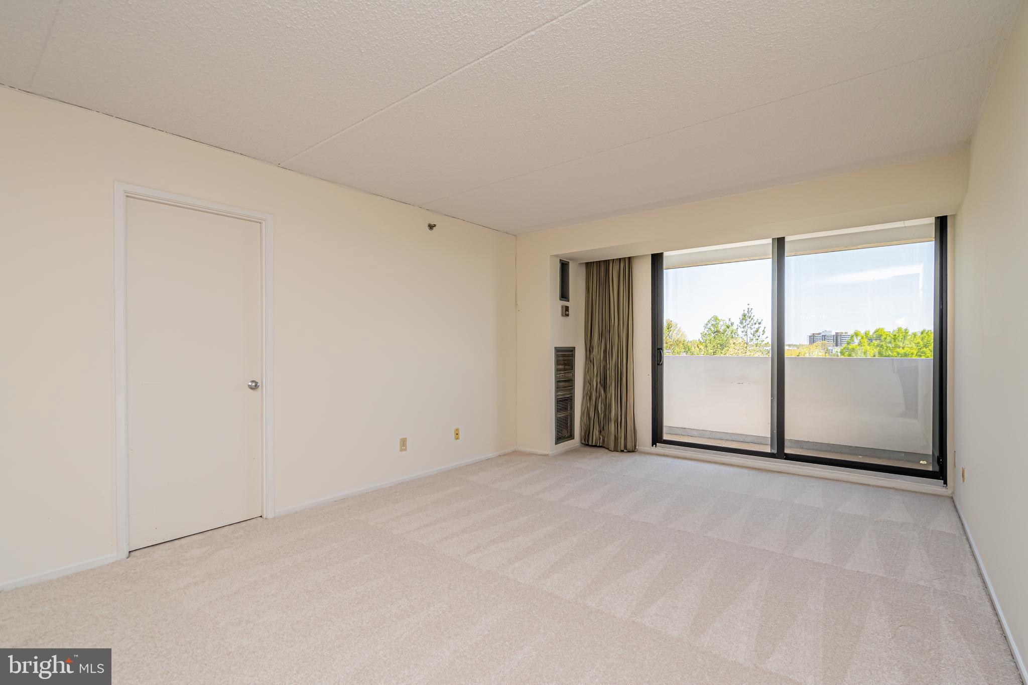 HIGHPOINTE - Residential