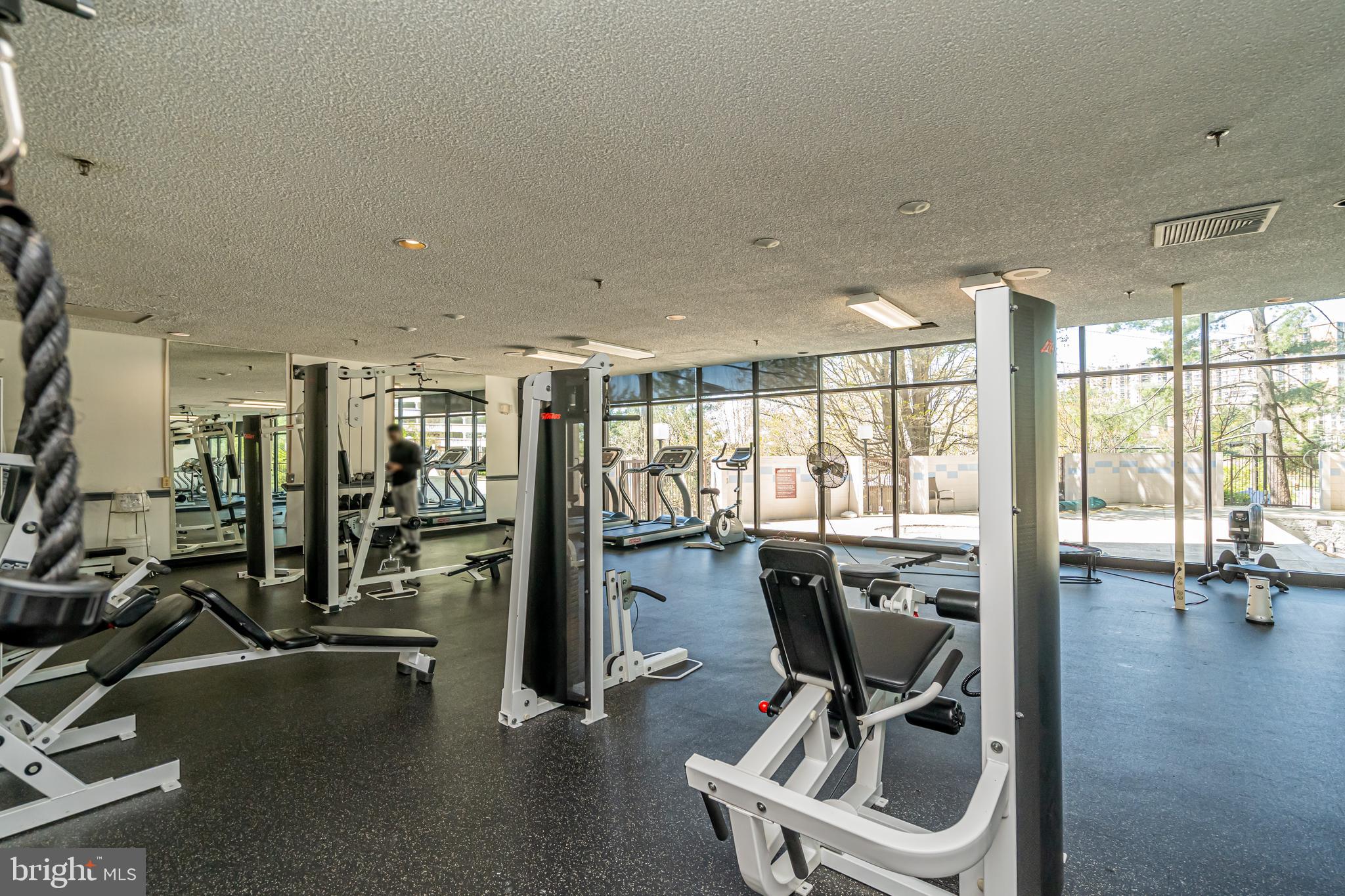 HIGHPOINTE - Residential