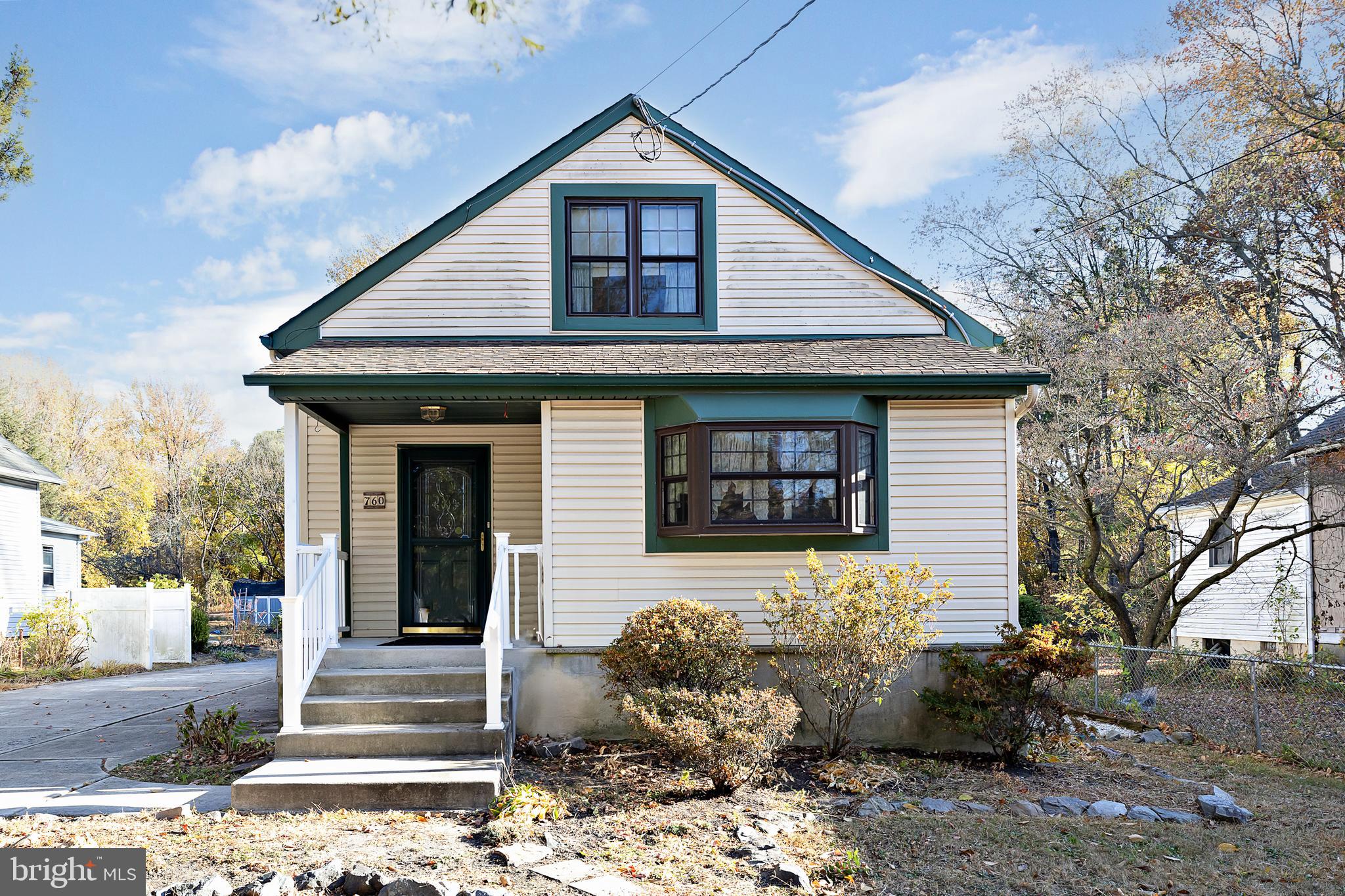 760 HIGHLAND