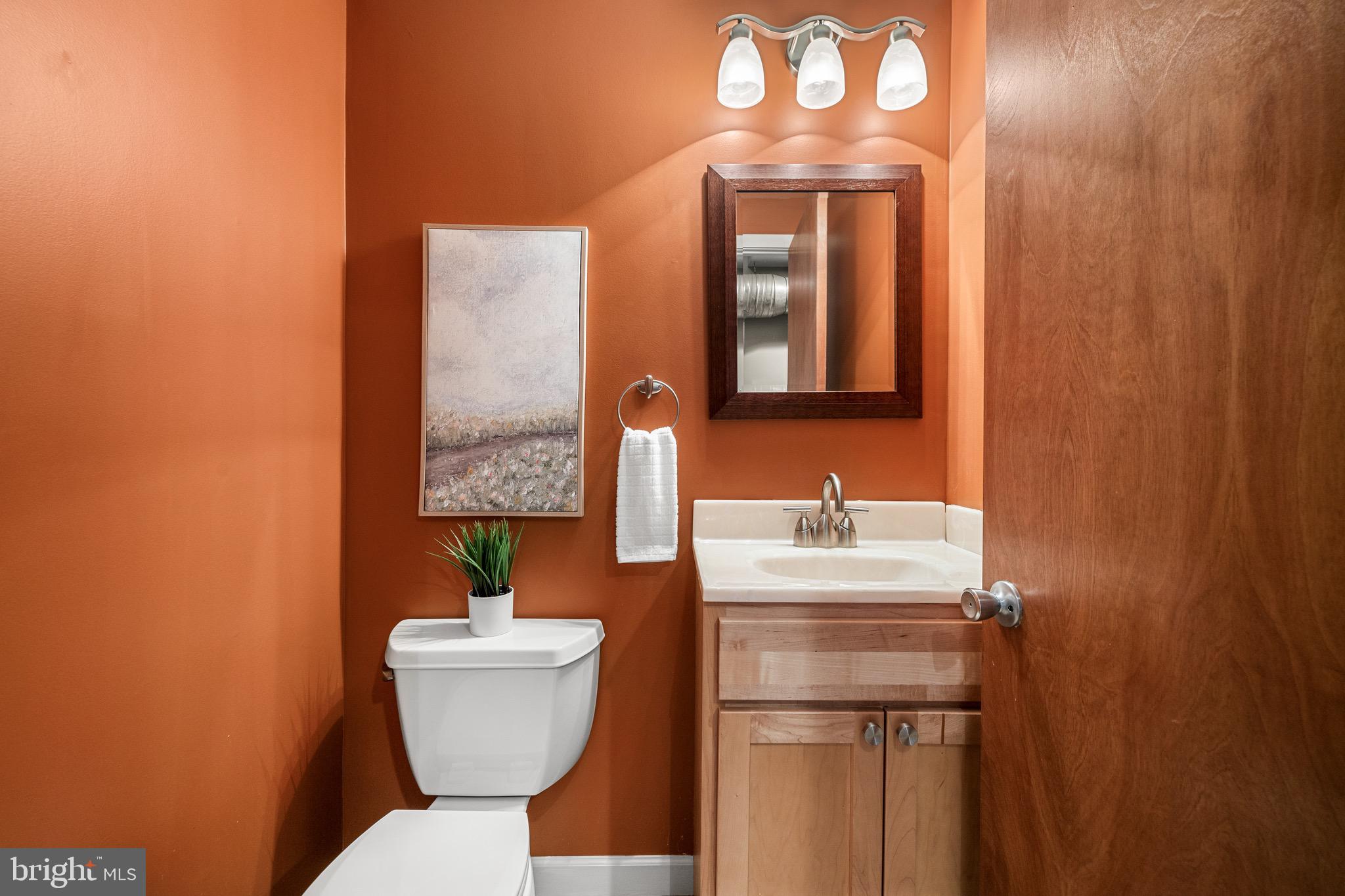 LOCUST POINT - Residential