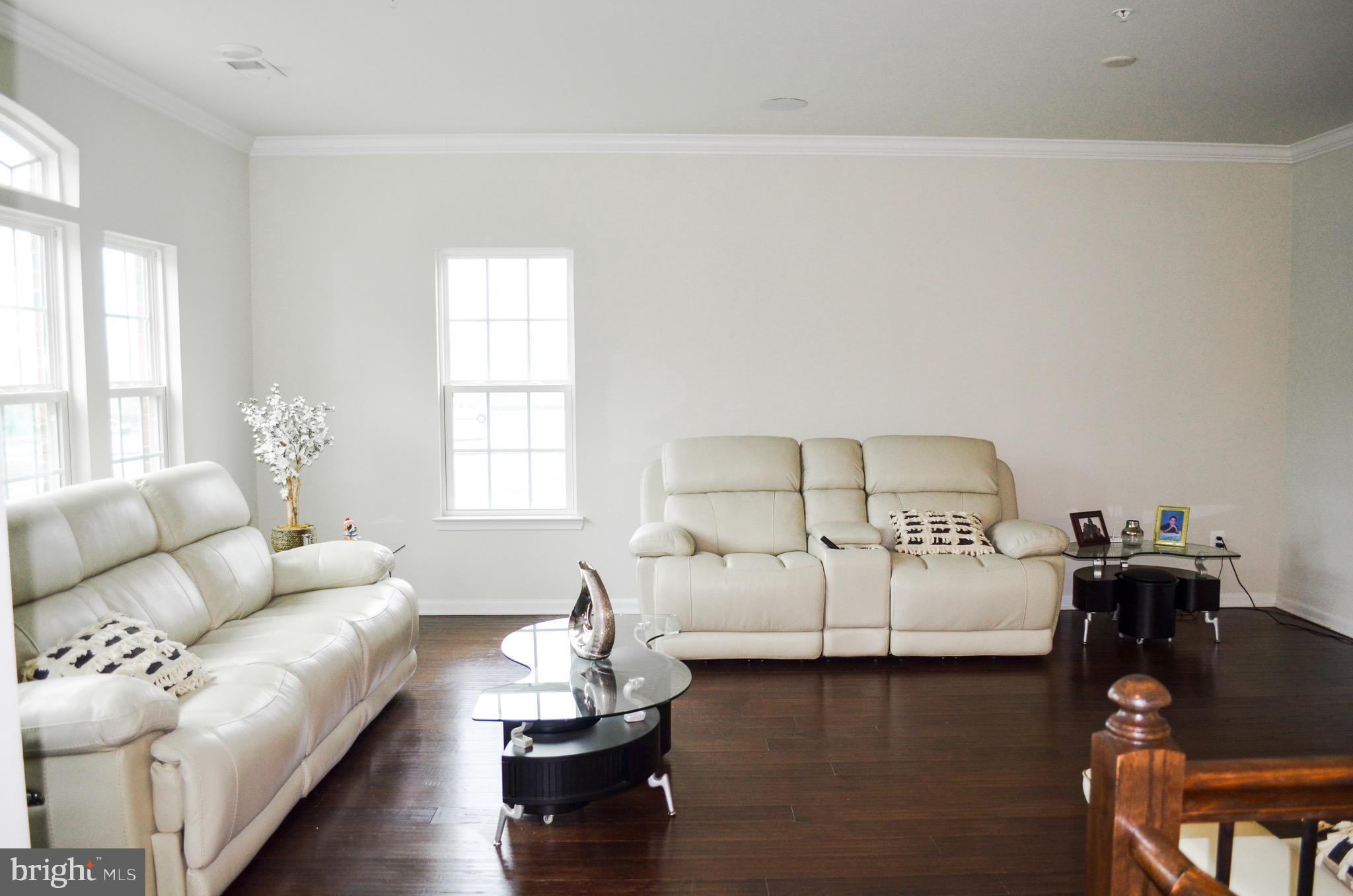 BRIARWOOD - Residential