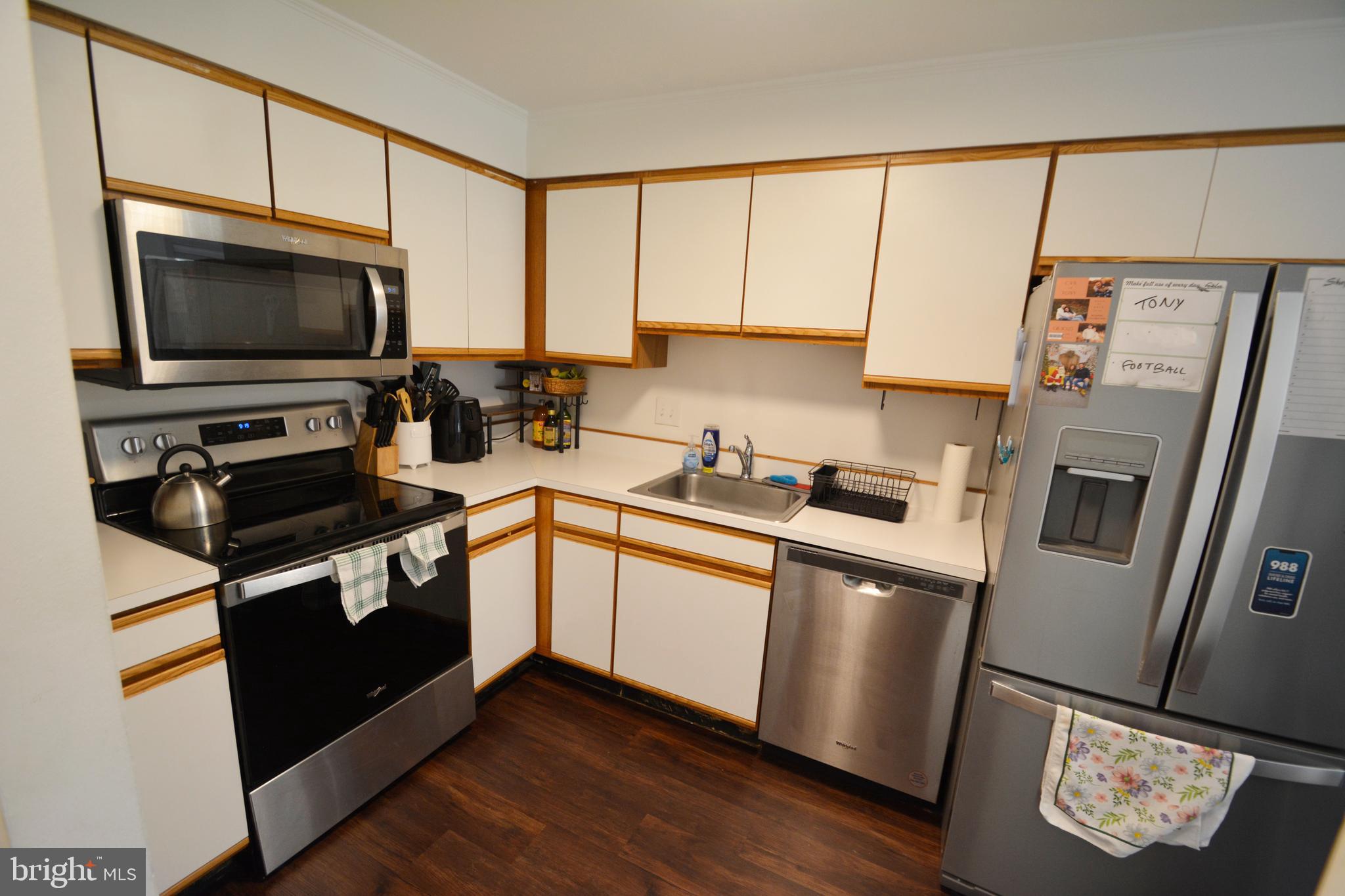 175 W KING STREET 115