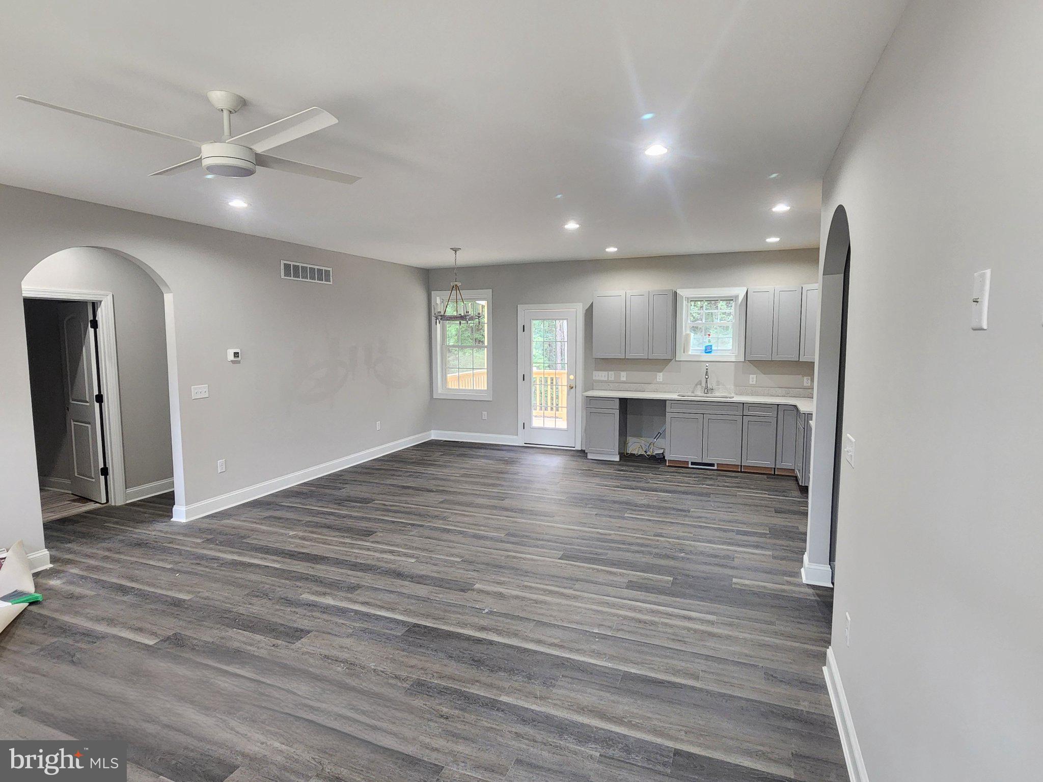 6854 LAMB COURT