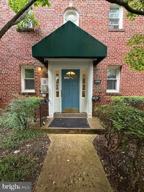 4004 BEECHER STREET NW 304 WASHINGTON DC 20007