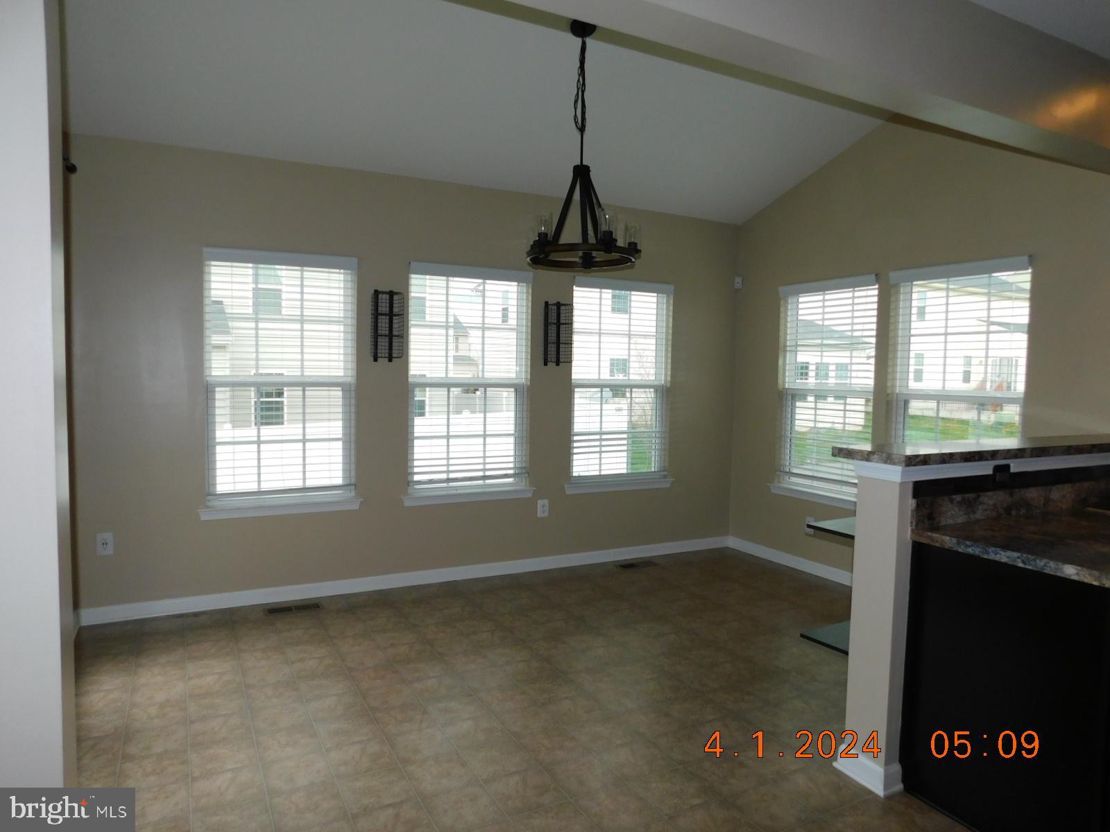 THREE FLAGS OF CULPEPER - Residential Lease