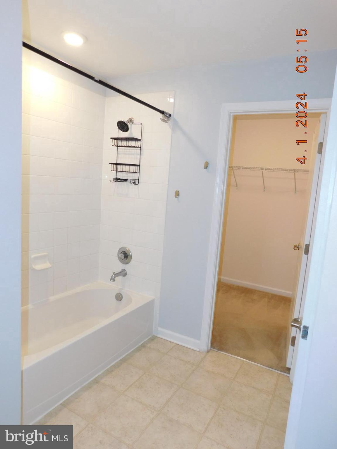 THREE FLAGS OF CULPEPER - Residential Lease