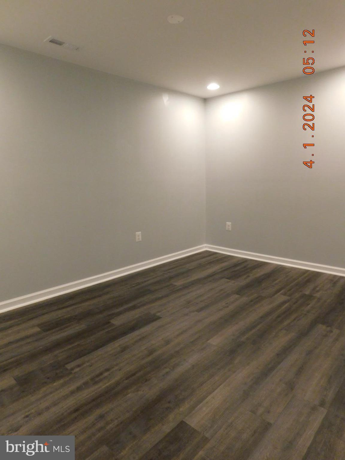 THREE FLAGS OF CULPEPER - Residential Lease