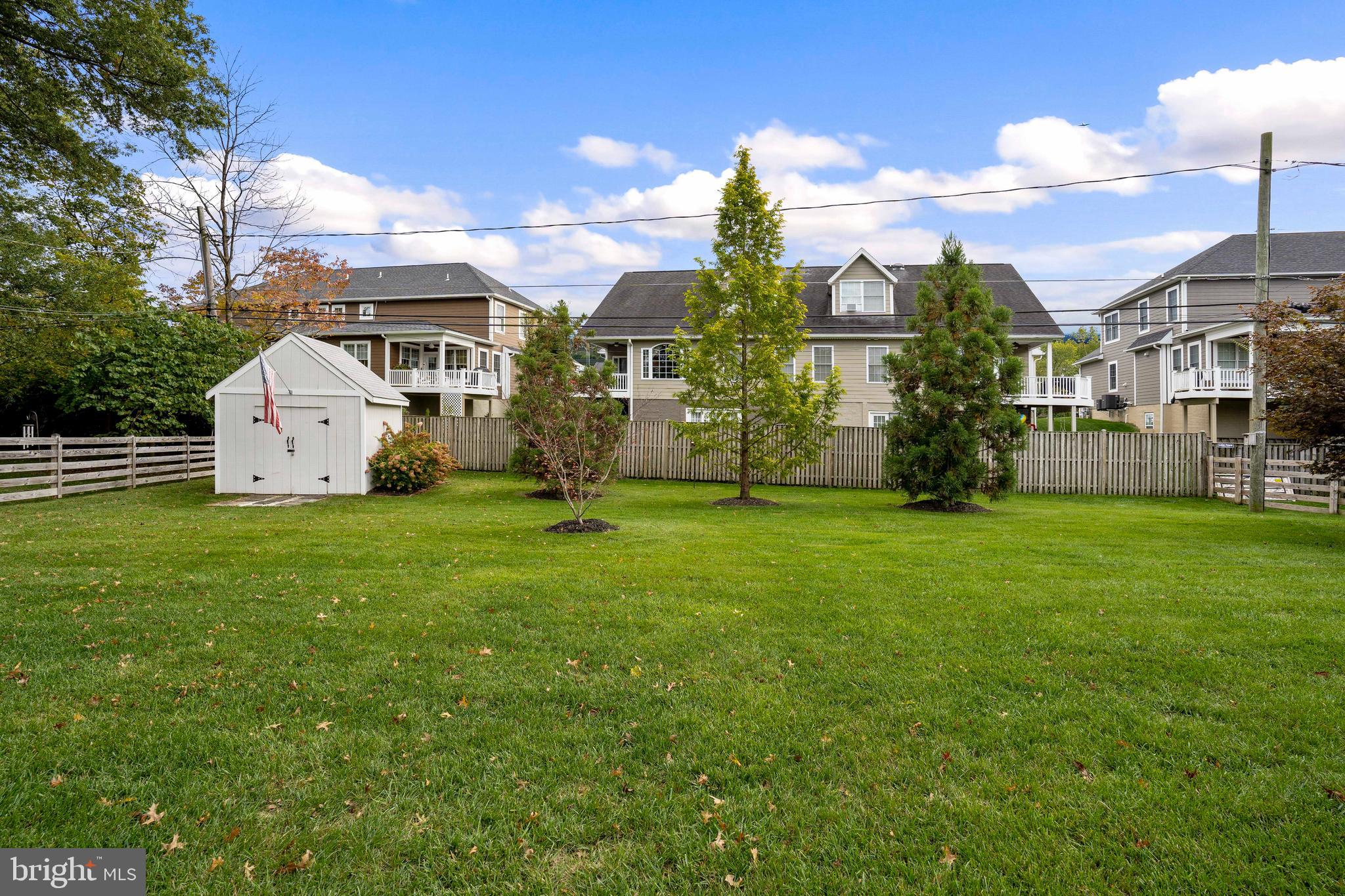 PINE VALLEY - Residential