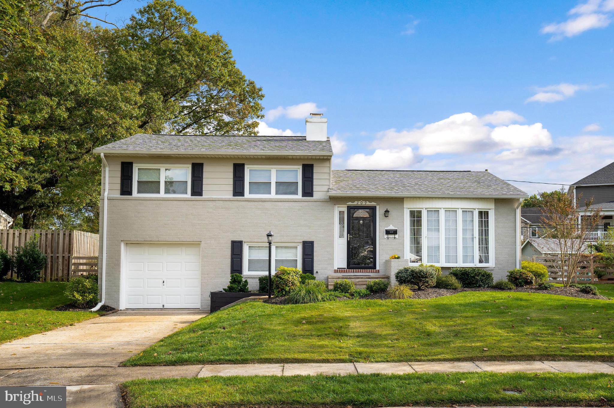 PINE VALLEY - Residential