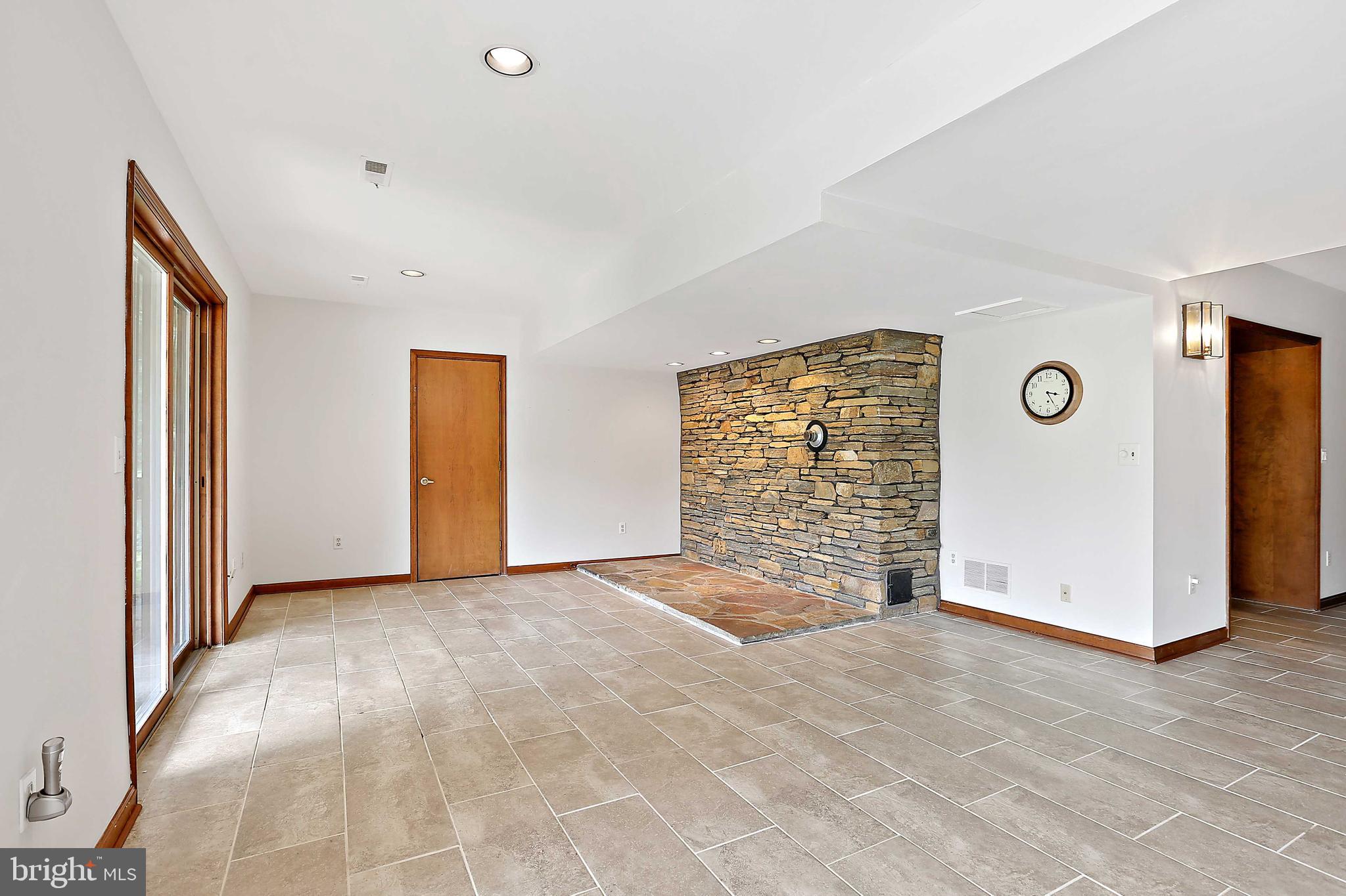 OVERLOOK - Residential