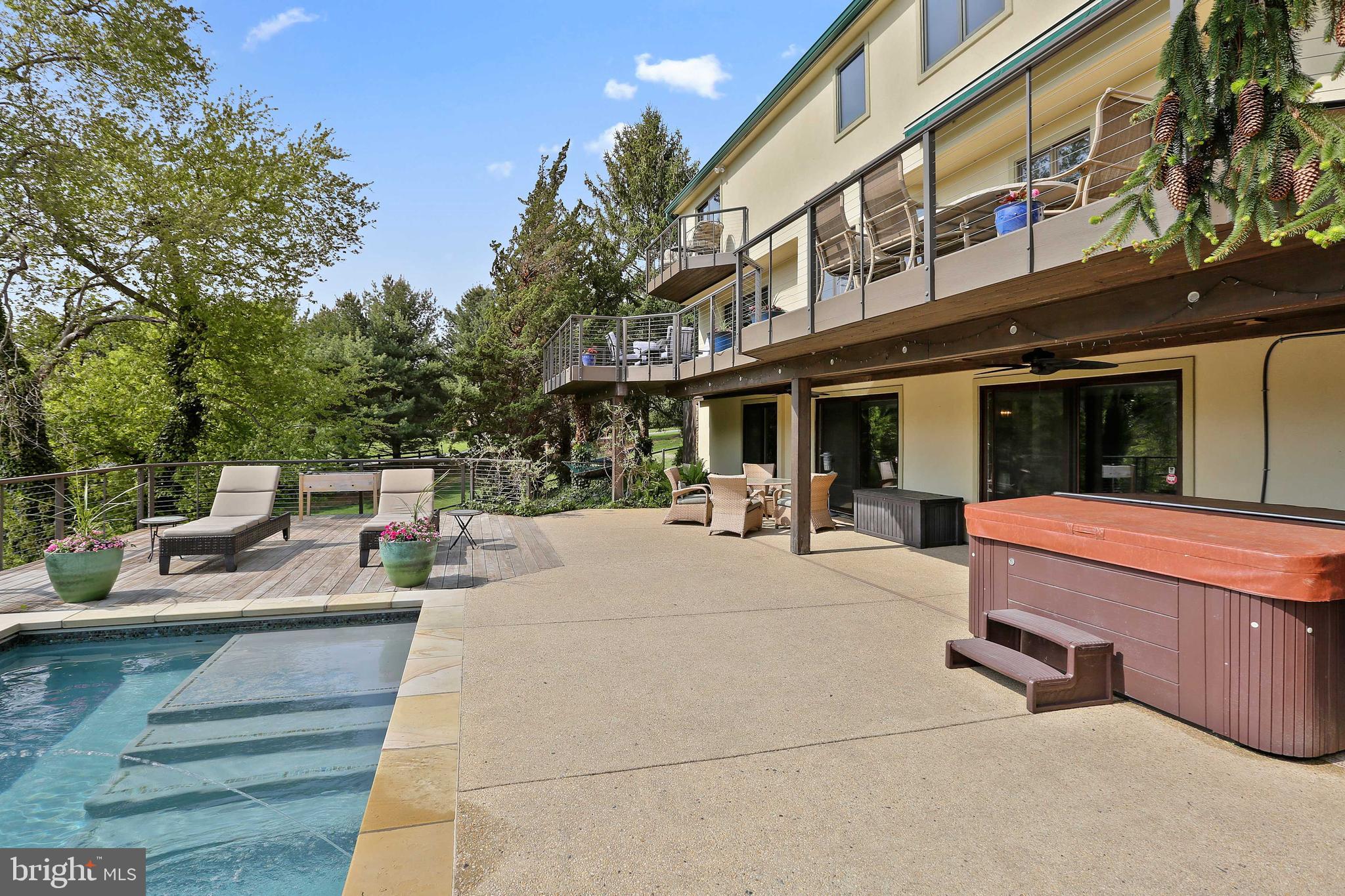 OVERLOOK - Residential