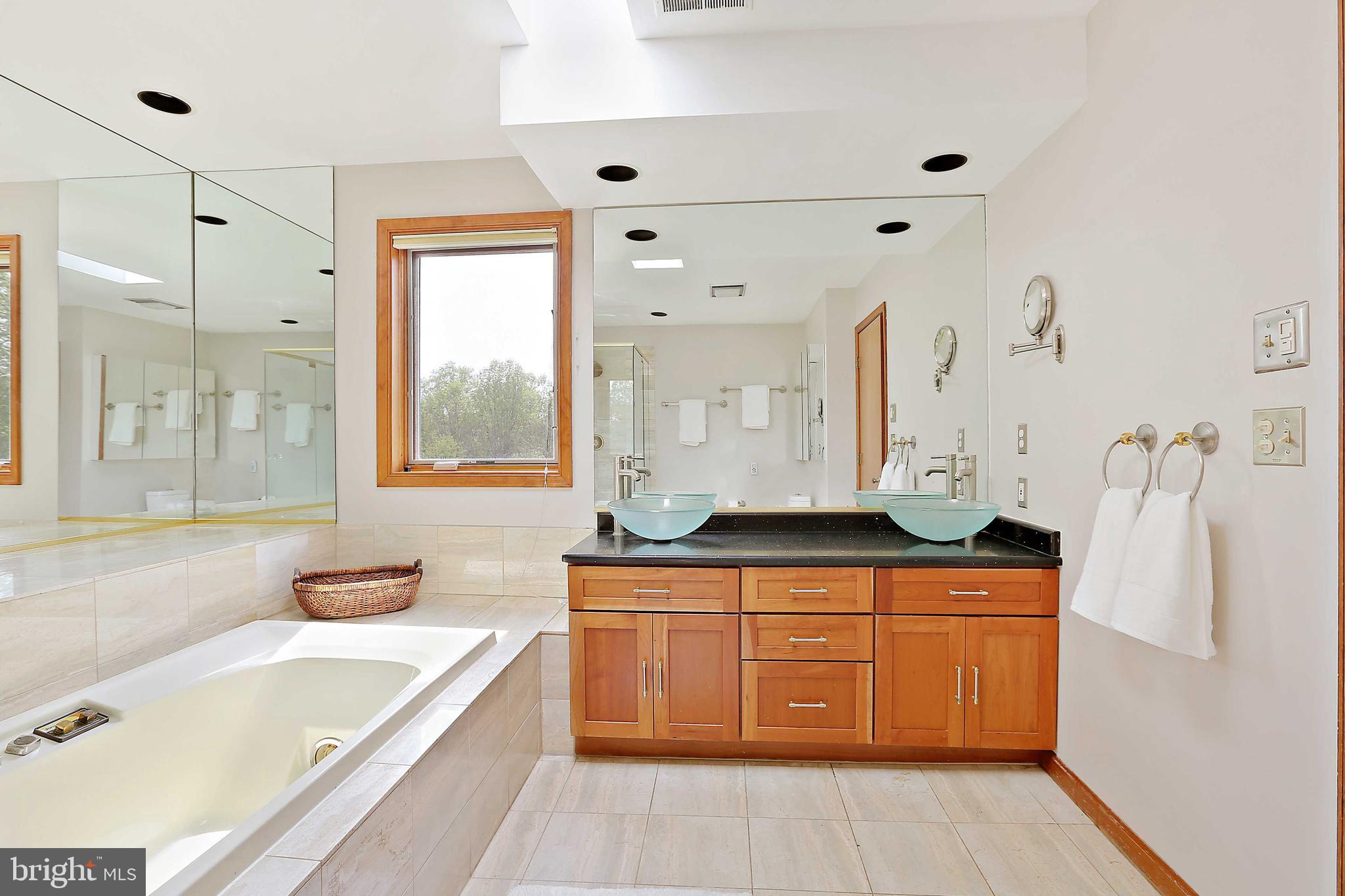 OVERLOOK - Residential