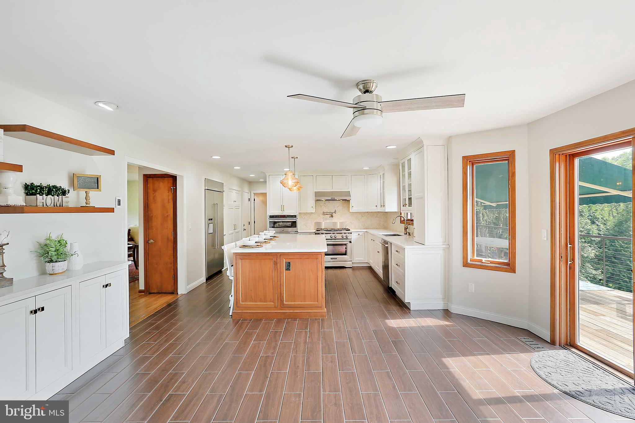 OVERLOOK - Residential