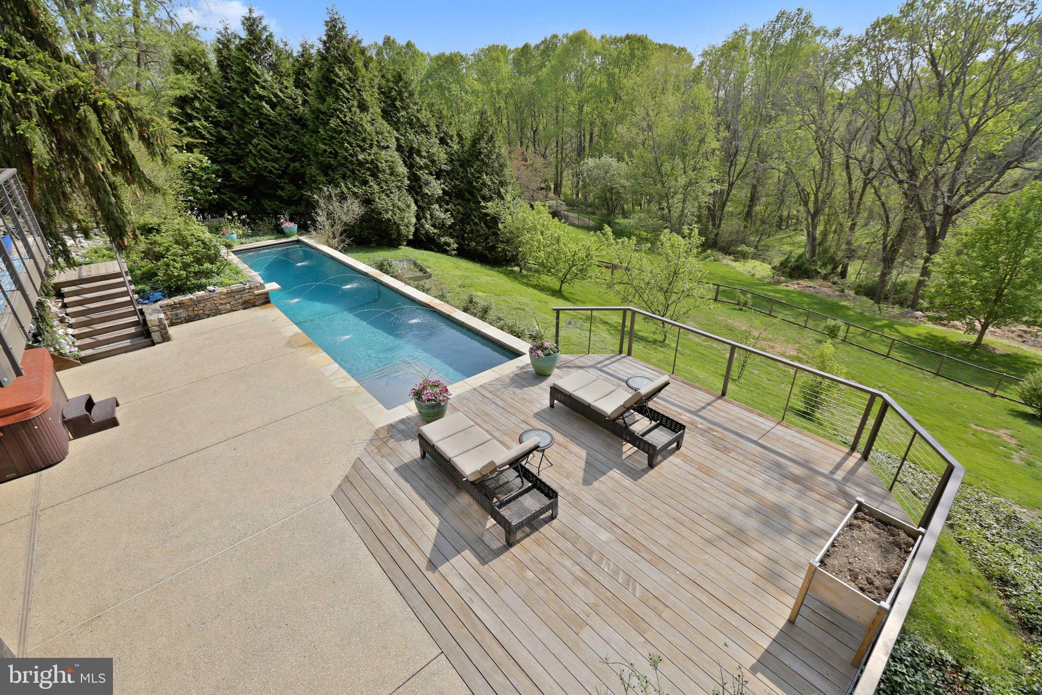 OVERLOOK - Residential