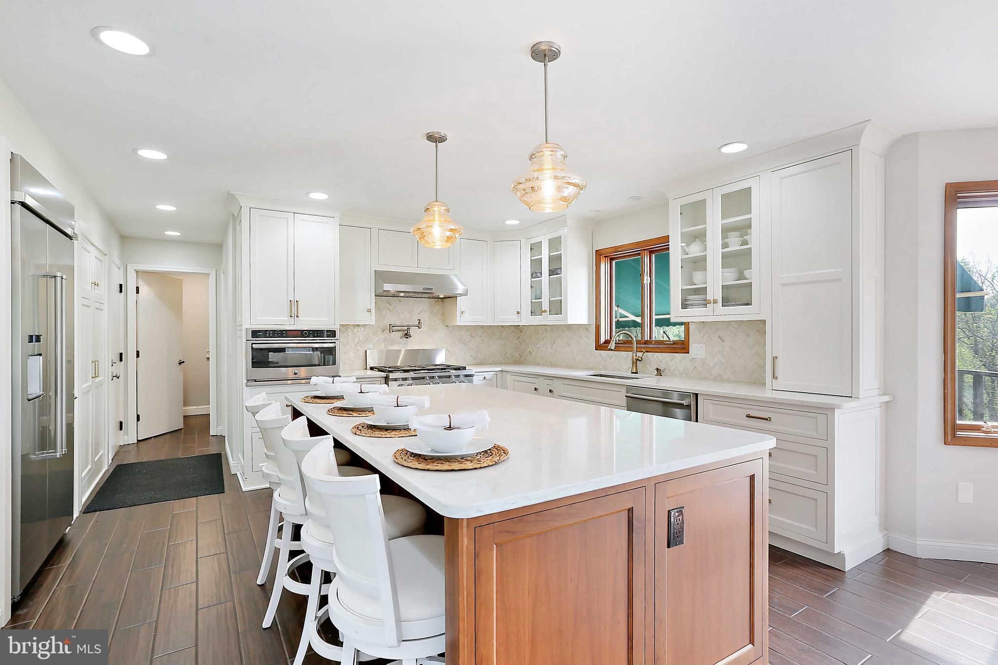 OVERLOOK - Residential