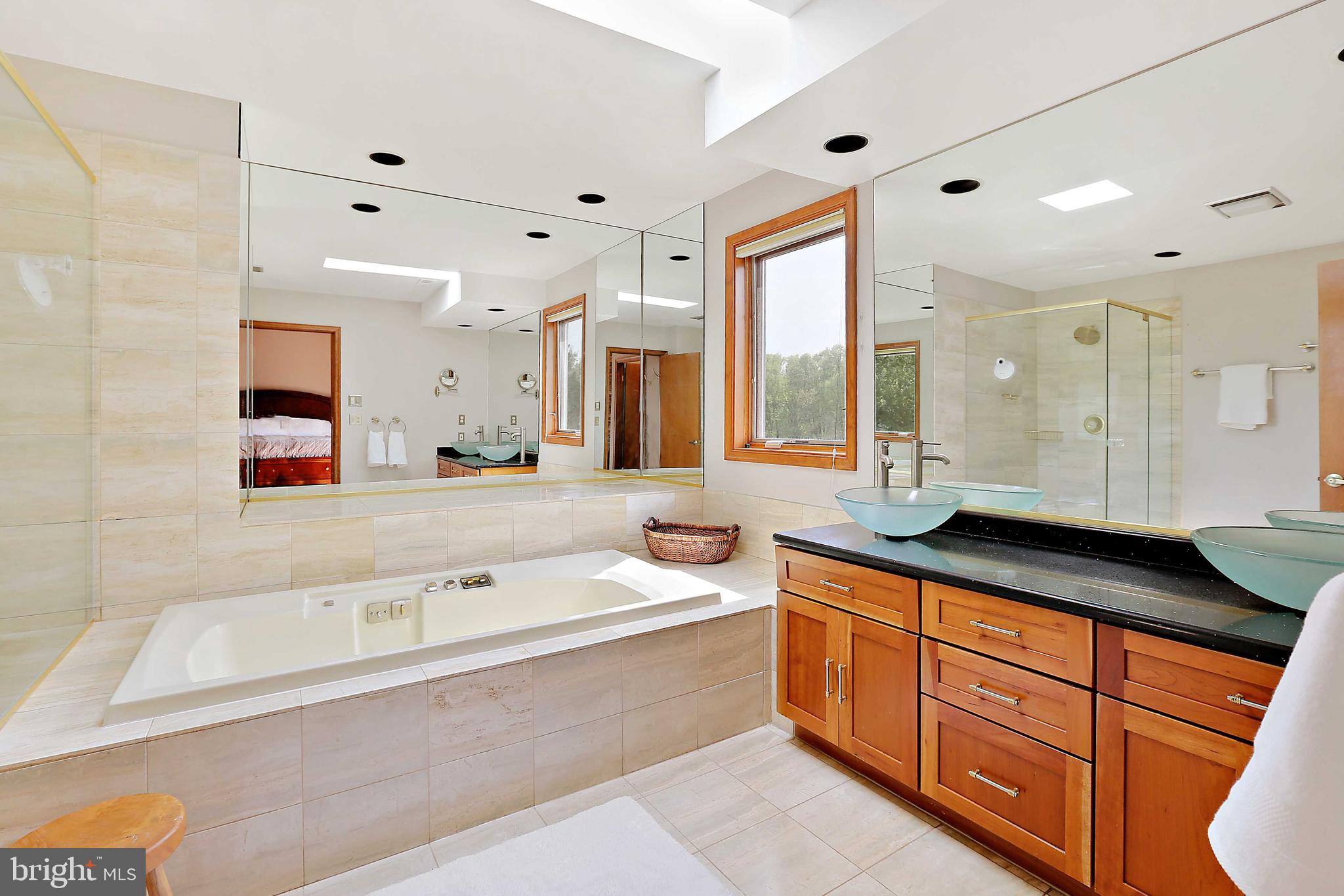 OVERLOOK - Residential