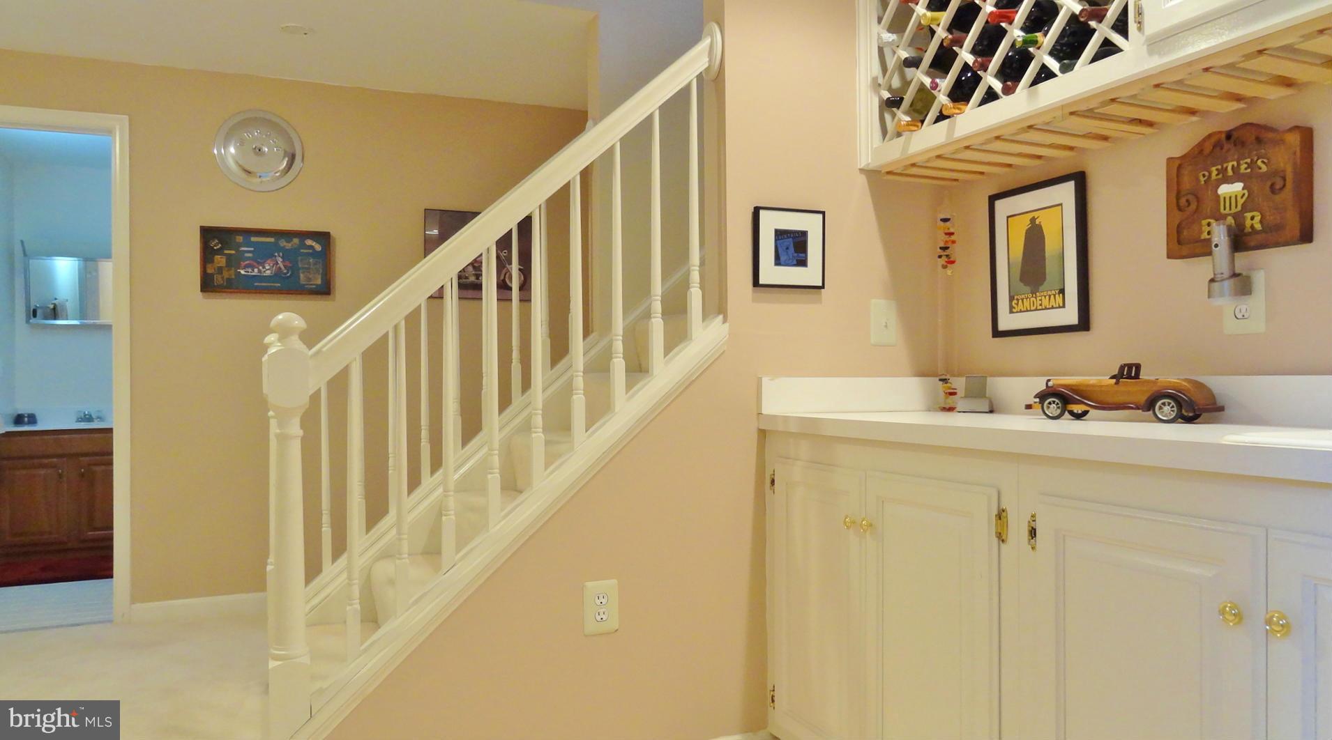 WASHINGTONIAN WOODS - Residential