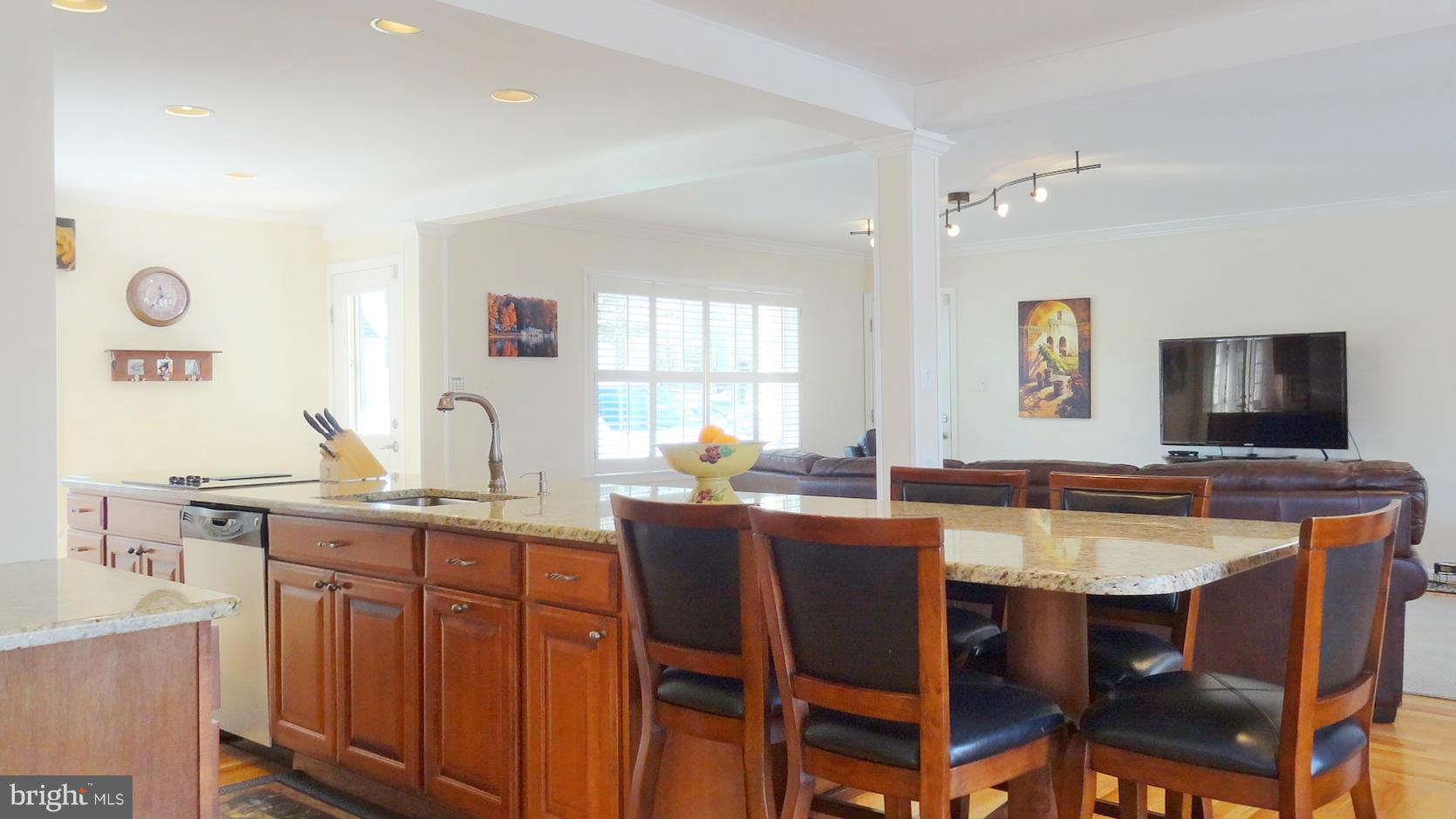 WASHINGTONIAN WOODS - Residential