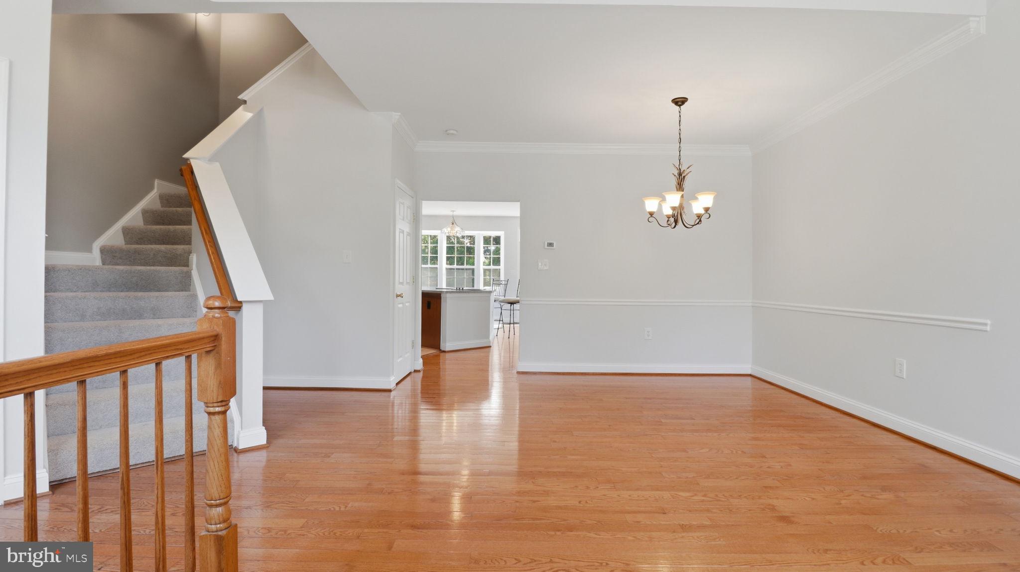 406 LEEDS RIDGE COURT