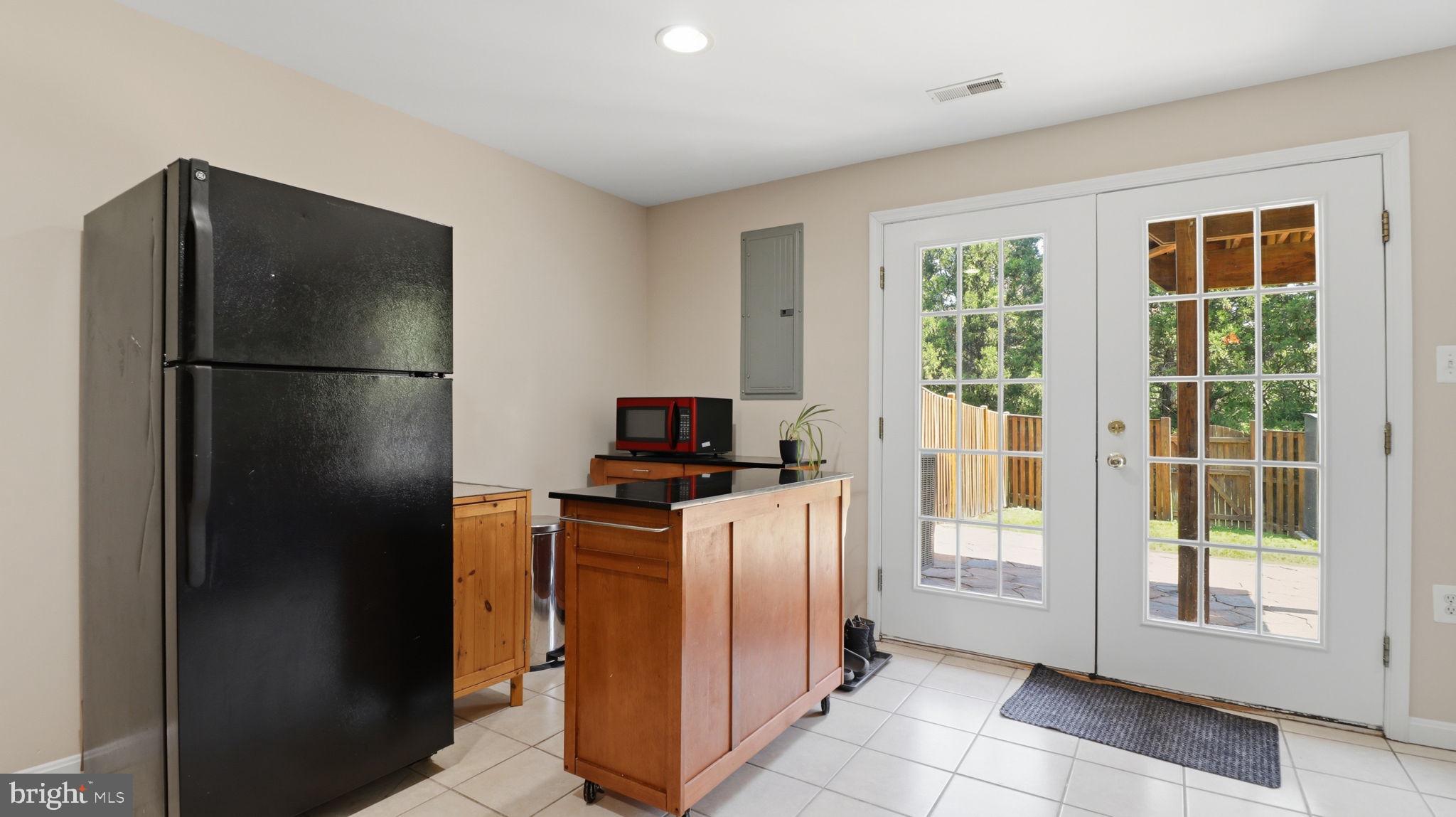 TOWNES OF BRANBURY GLEN - Residential