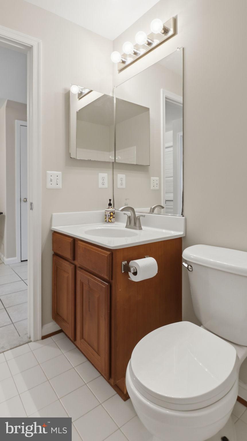 TOWNES OF BRANBURY GLEN - Residential