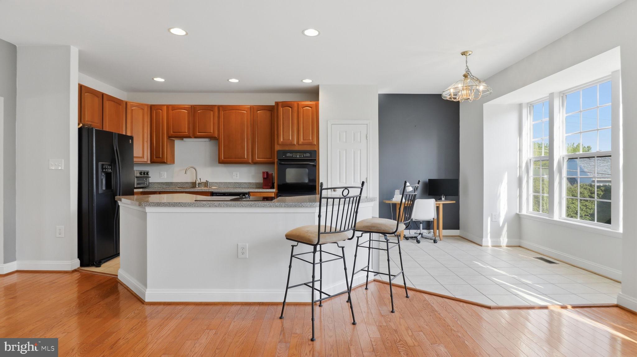 TOWNES OF BRANBURY GLEN - Residential