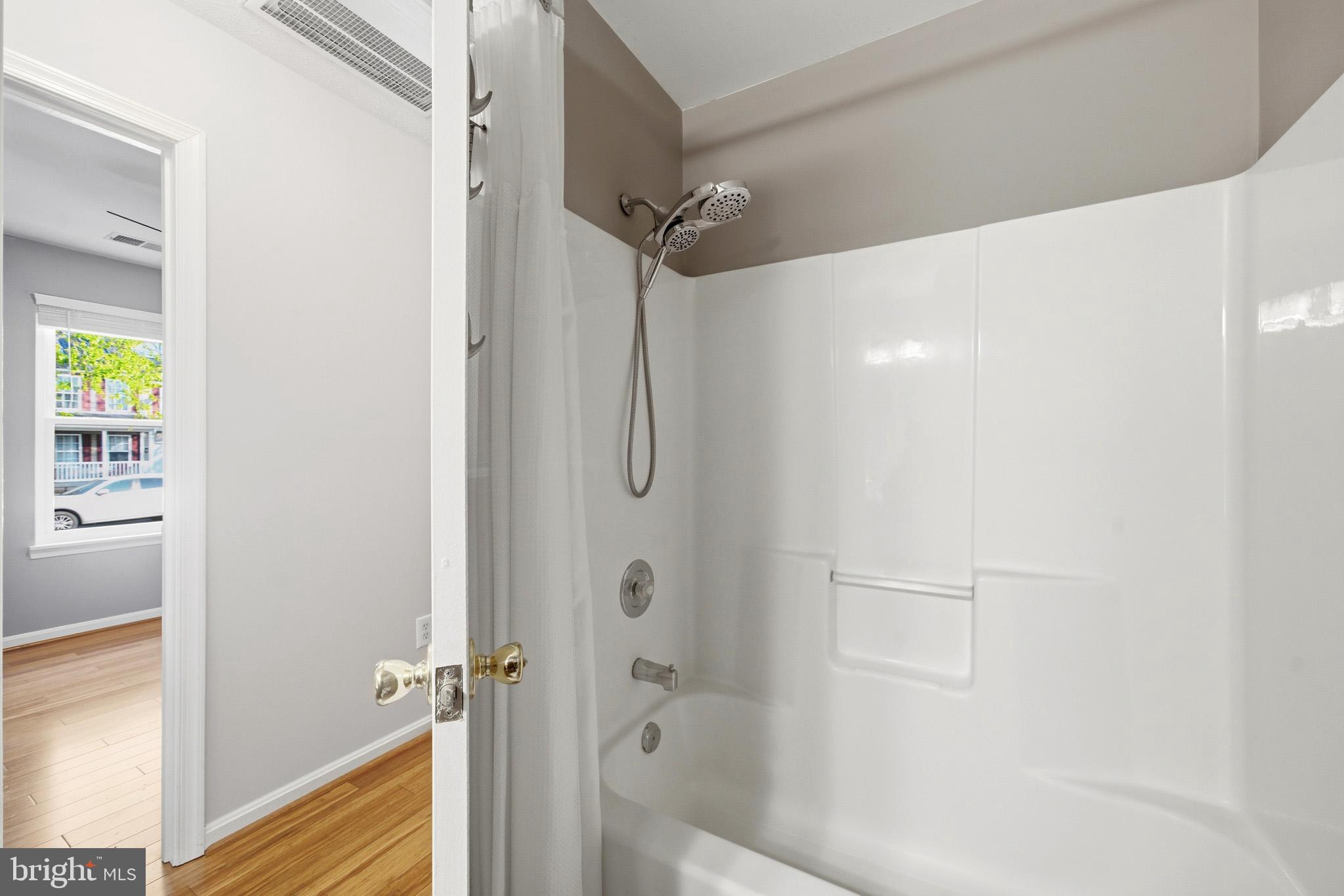 ROLLING MEADOWS - Residential