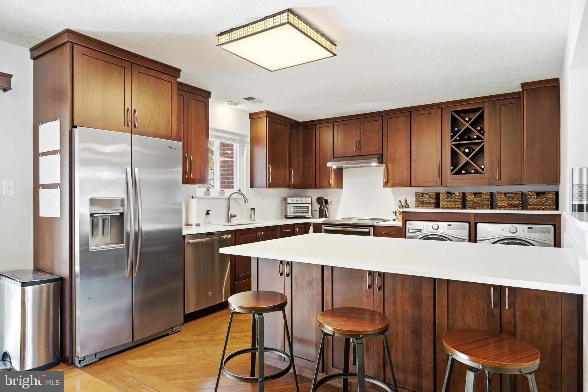 ROLLING MEADOWS - Residential