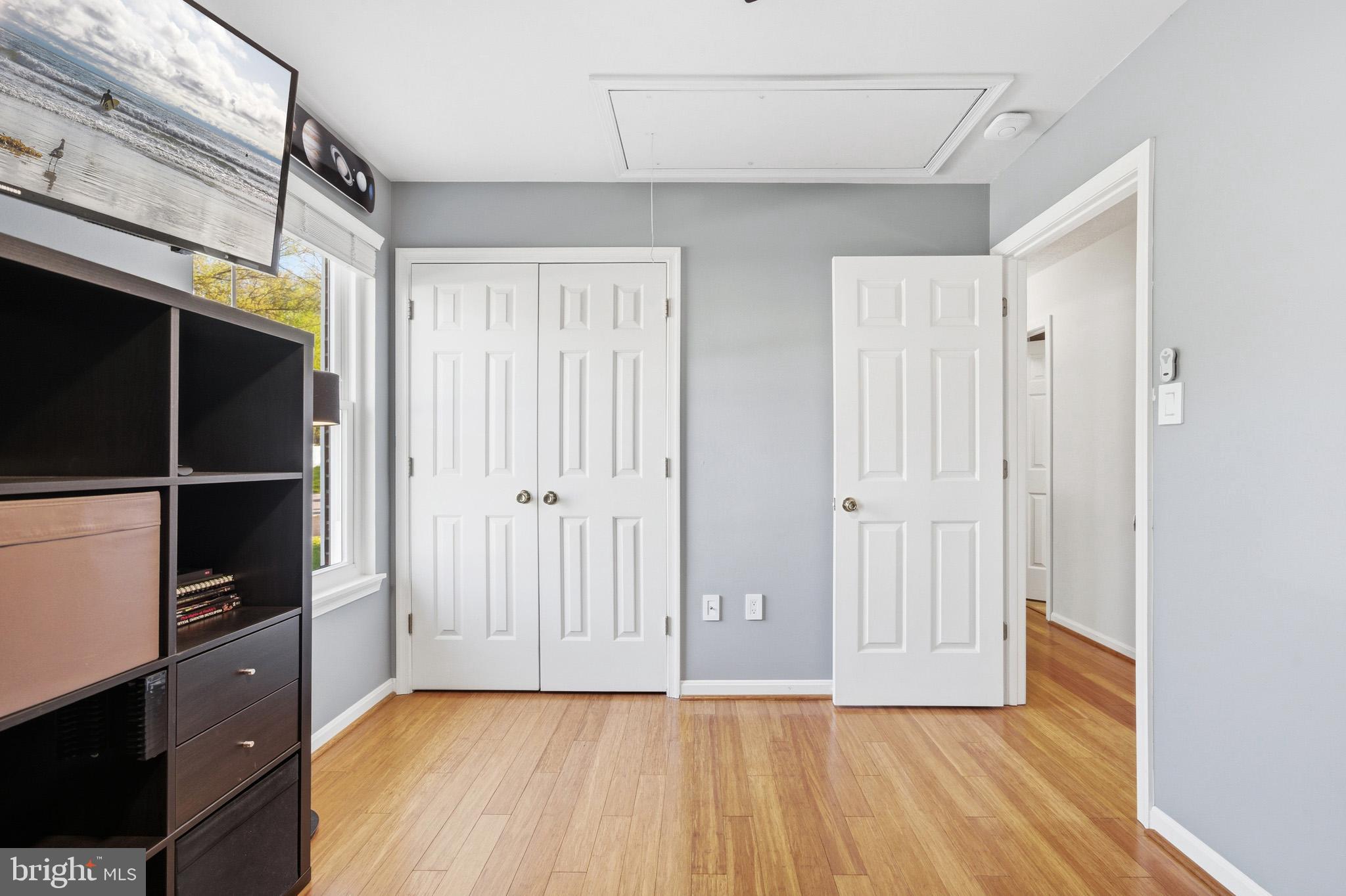 ROLLING MEADOWS - Residential