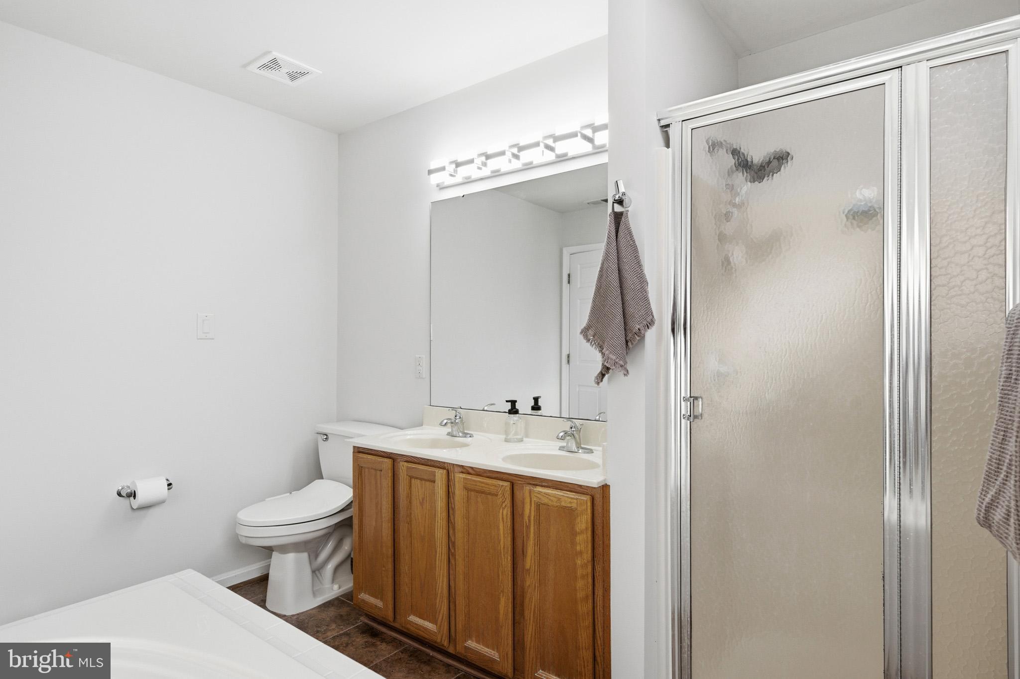 ROLLING MEADOWS - Residential