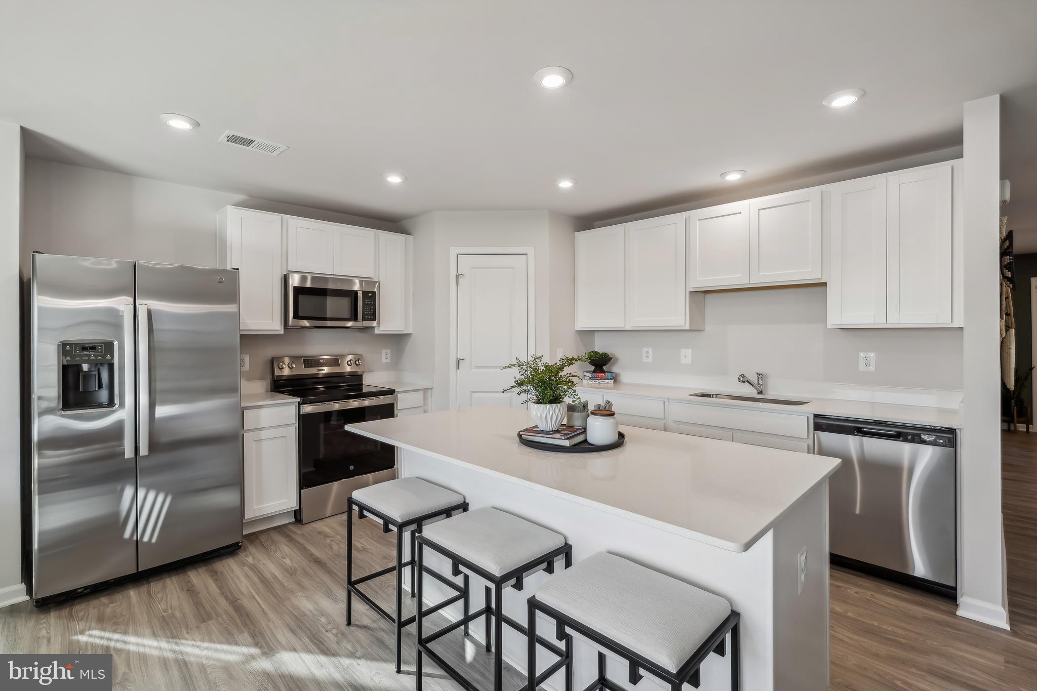 STONE SPRING - Residential