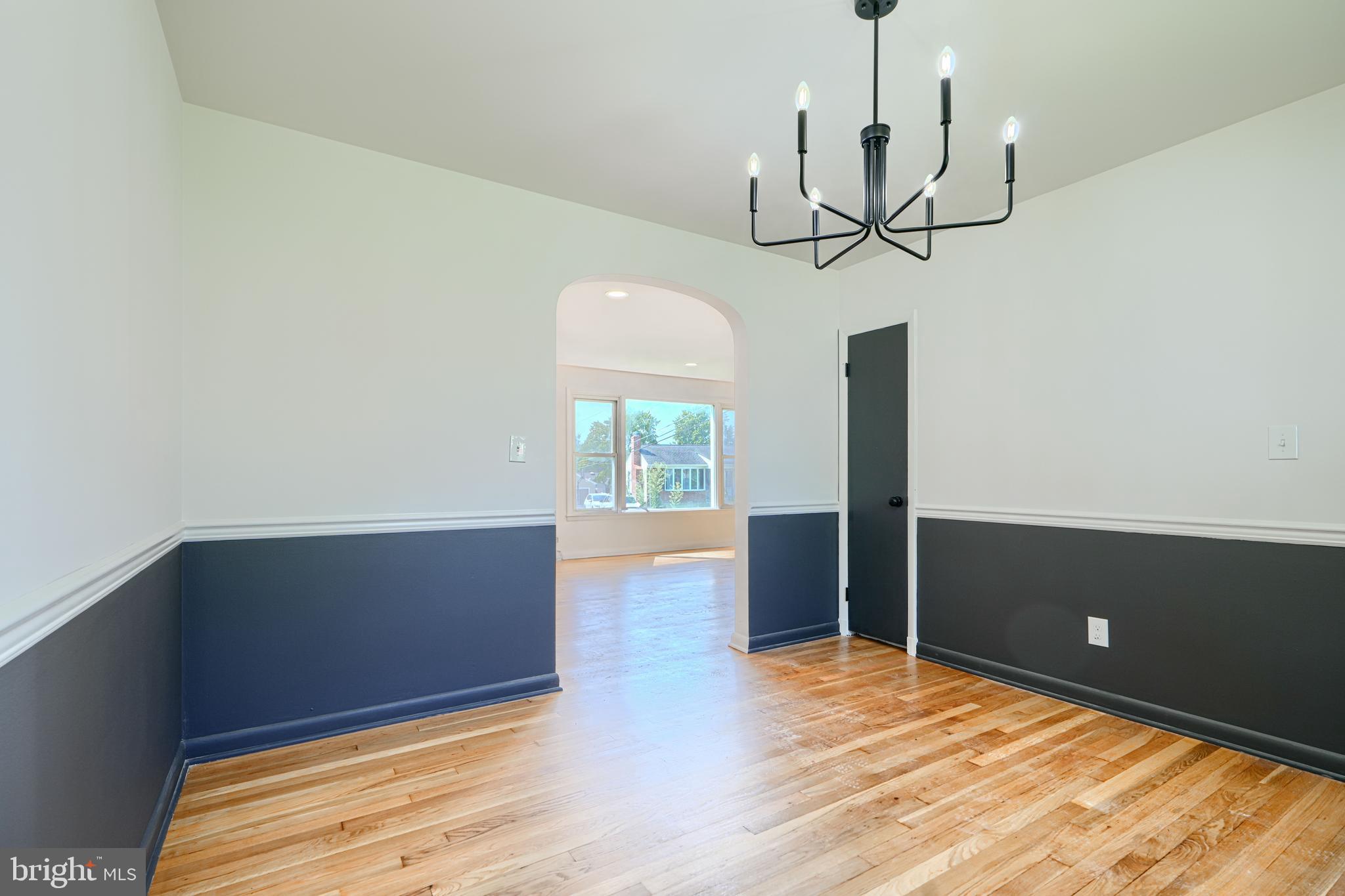 HARWOOD MANOR - Residential