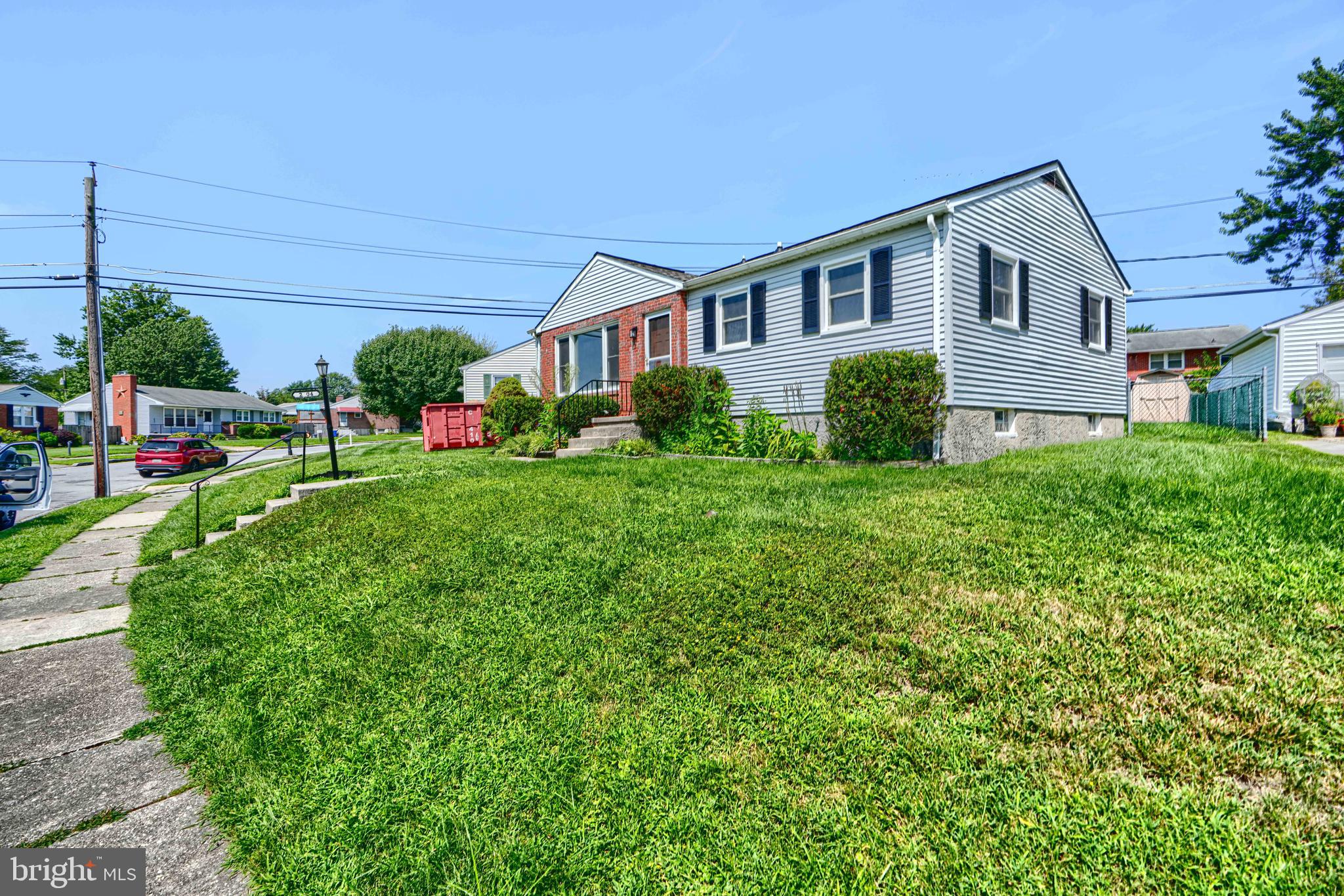 HARWOOD MANOR - Residential