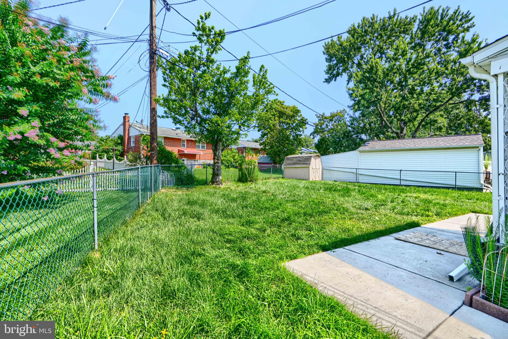 HARWOOD MANOR - Residential