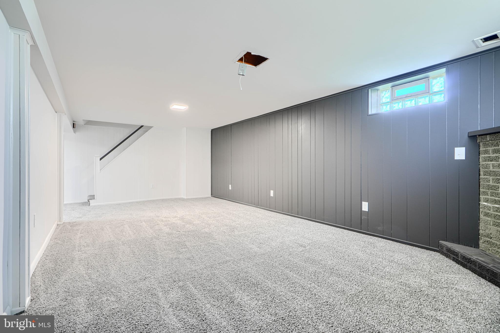 HARWOOD MANOR - Residential